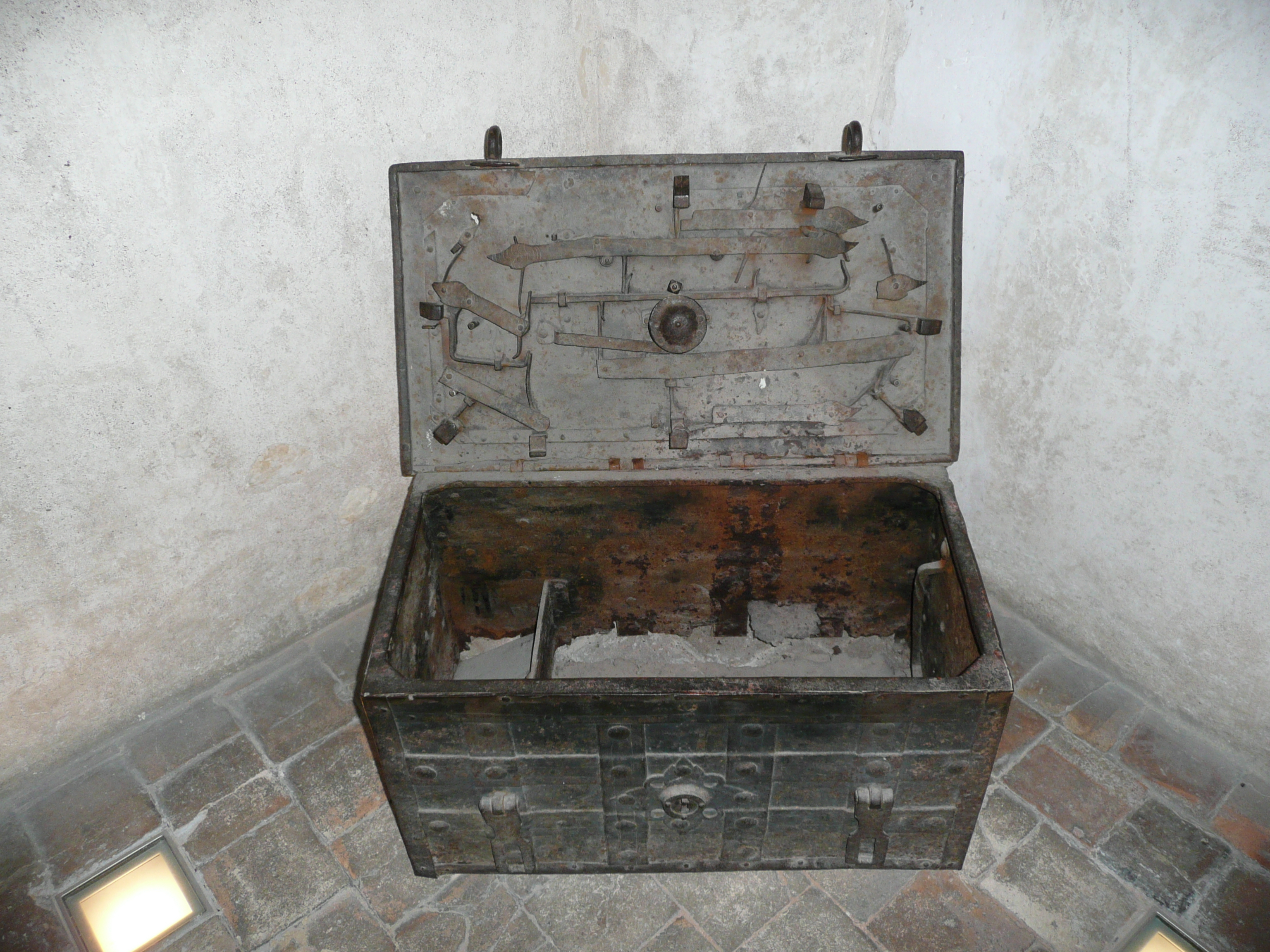 照片 法国(France) 布尔日(Bourges) 雅克·科尔宫(Palais Jacques Coeur) 2008-04 76