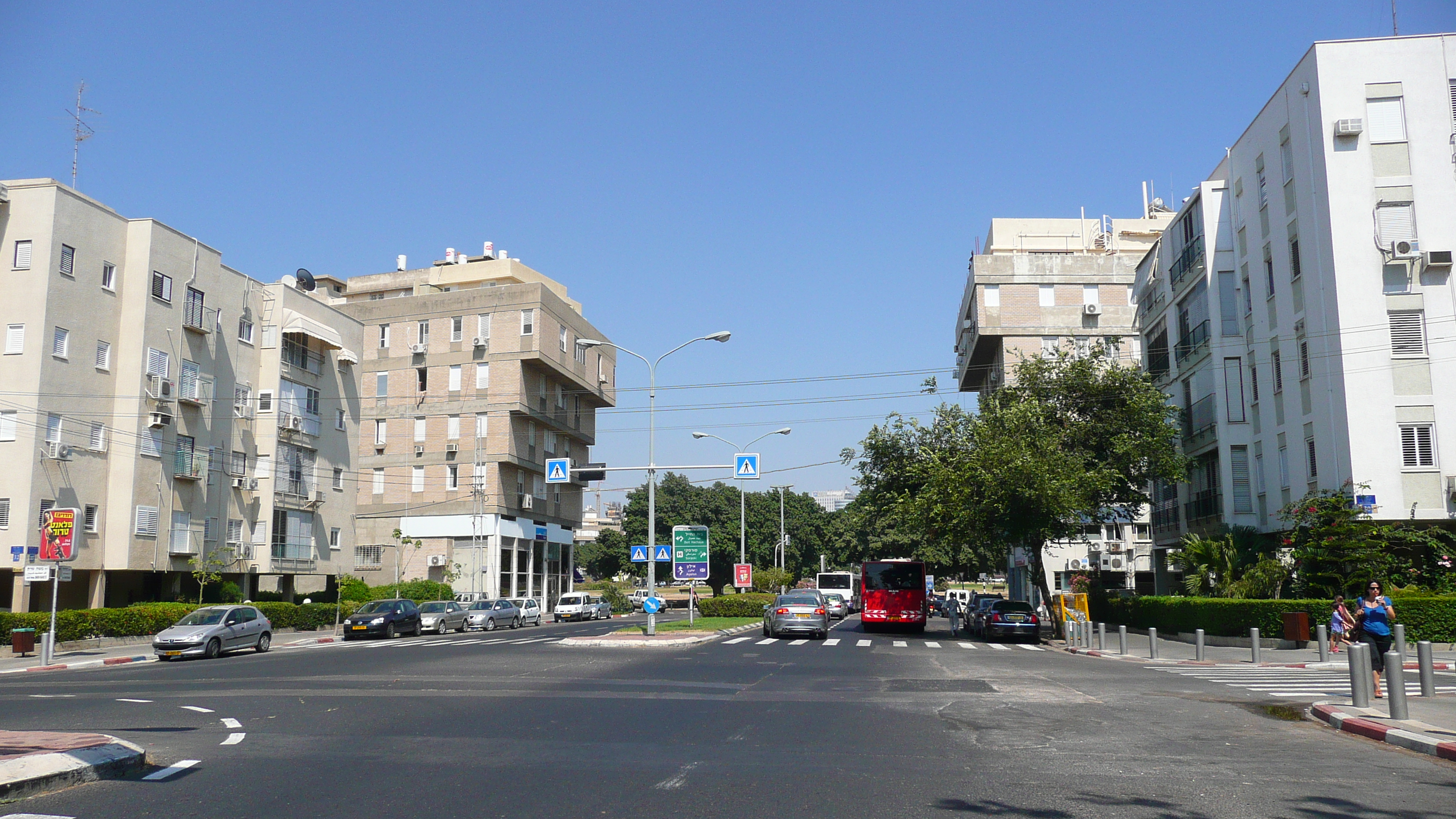 照片 以色列(Israel) 特拉维夫(Tel Aviv) 亚博廷斯基街(Jabotinsky Street) 2007-06 18