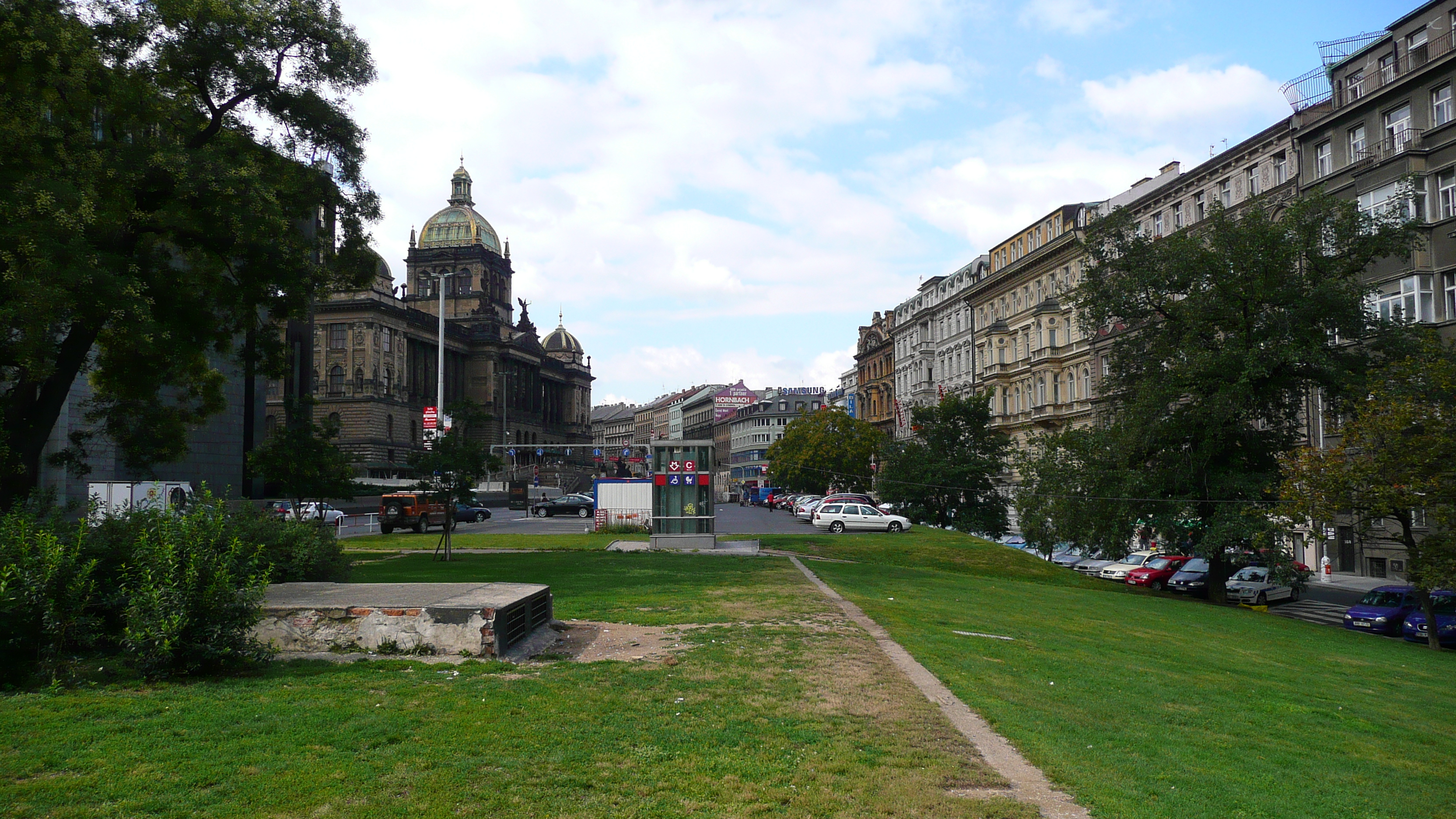 照片 捷克(Czech Republic) 布拉格(Prague) 威尔逊大街(Wilsonova) 2007-07 1
