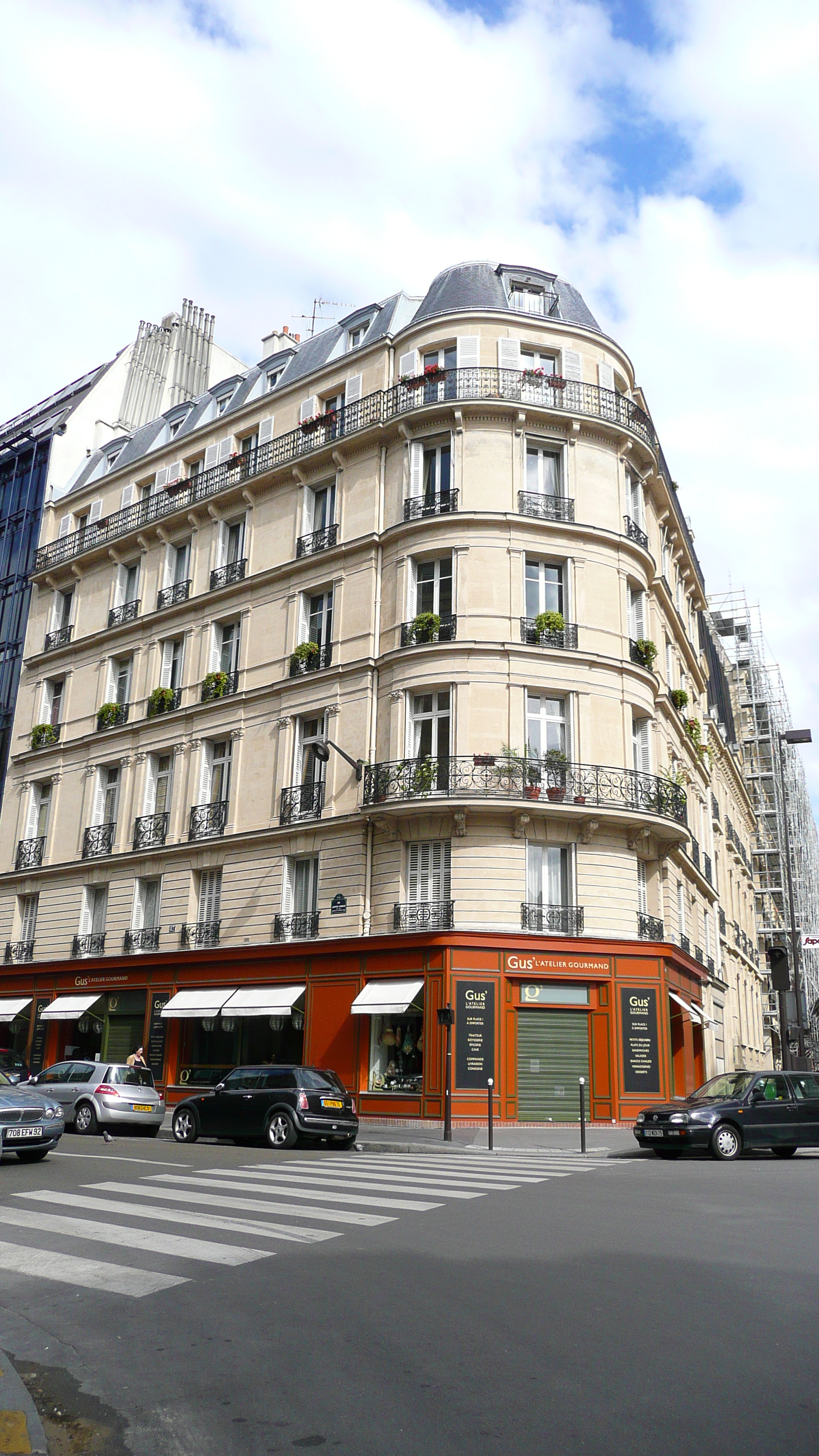 照片 法国(France) 巴黎(Paris) 第十七区(17th Arrondissement) 茹弗鲁瓦·达邦街(Rue Jouffroy d'Abbans) 2007-05 10