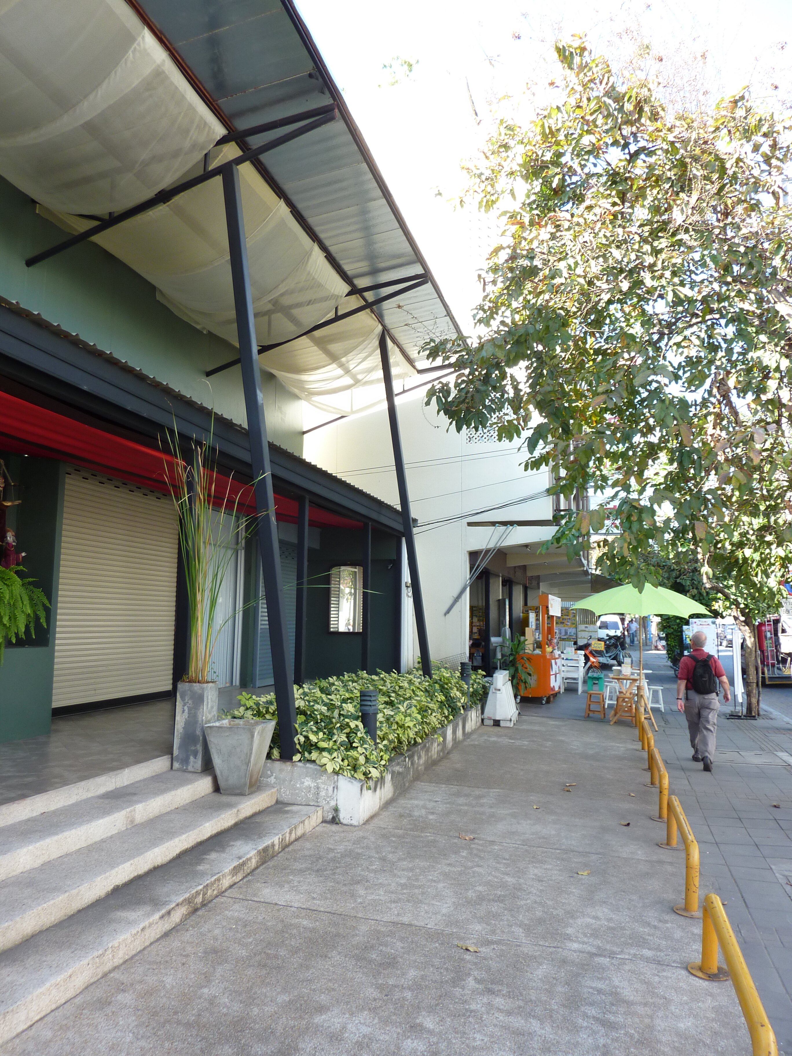 照片 泰国(Thailand) 清迈(Chiang Mai) 拉查丹嫩路(Rachadamnoen road) 2009-12 27