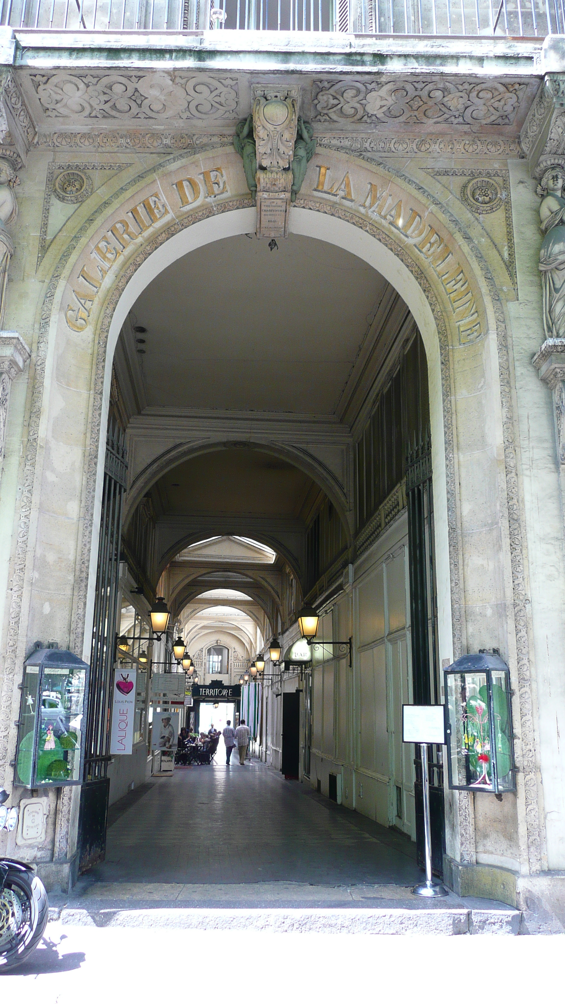 照片 法国(France) 巴黎(Paris) 玛德莲教堂(La Madeleine) 2007-05 29