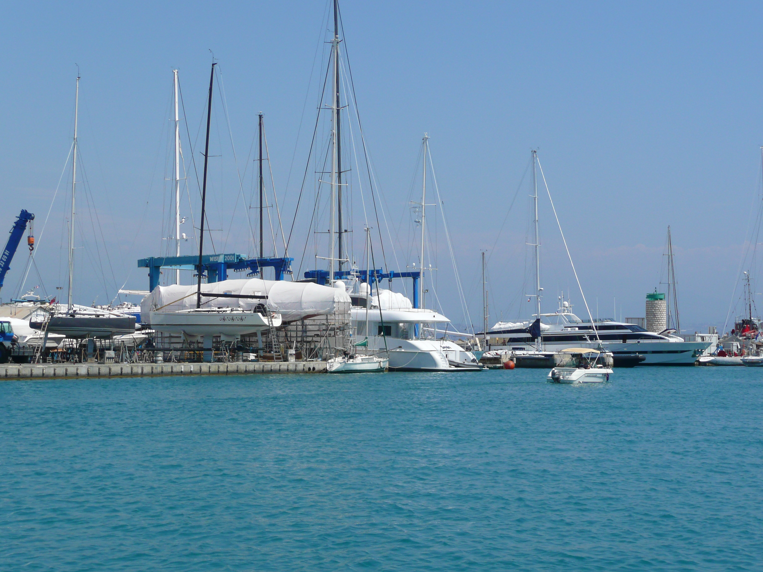 照片 法国(France) 昂蒂布(Antibes) 沃邦港(Port Vauban) 2007-07 20