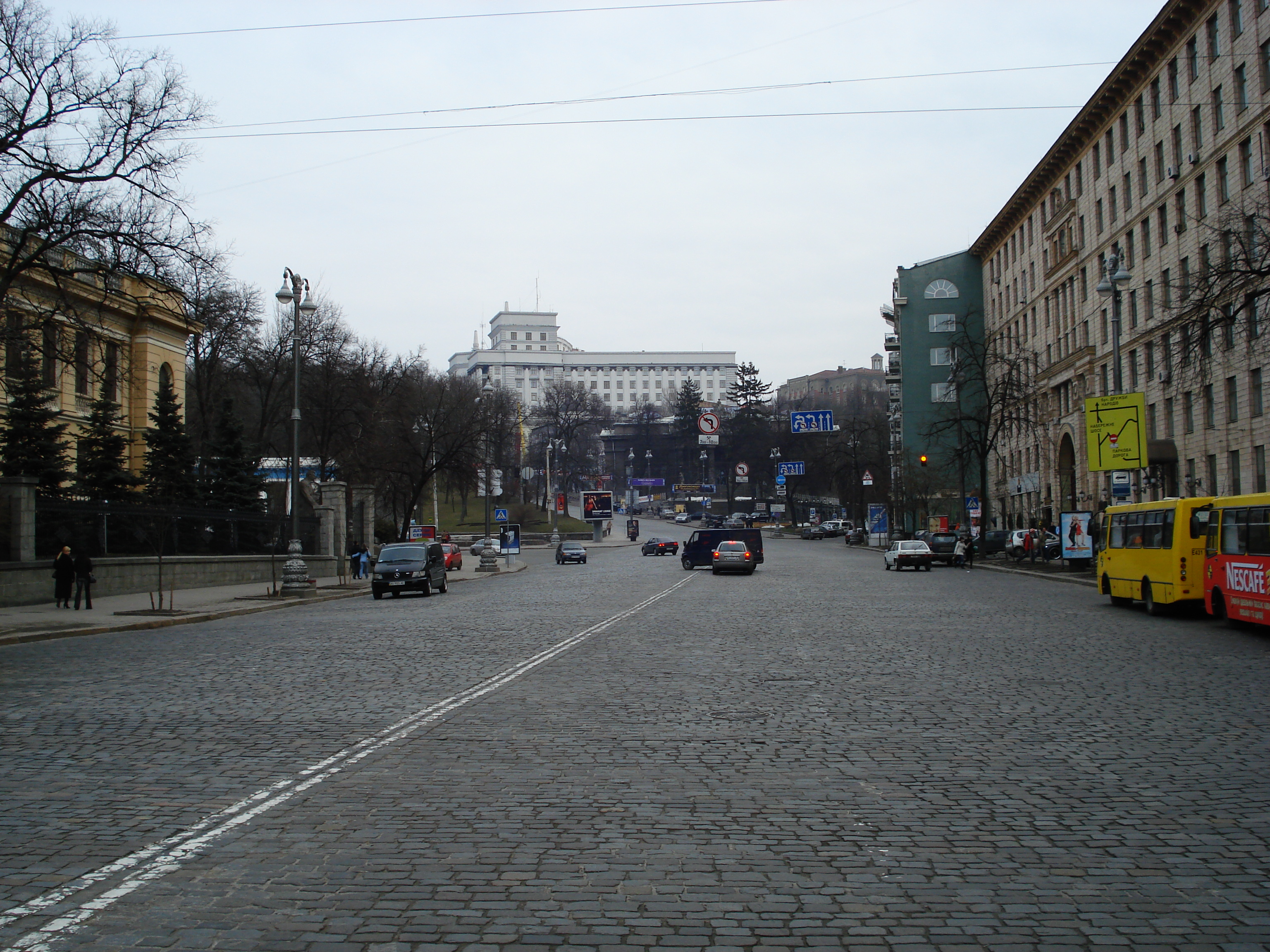照片 乌克兰(Ukraine) 基辅(Kiev) 赫雷夏蒂克大街(Kreschatyk Street) 2007-03 71