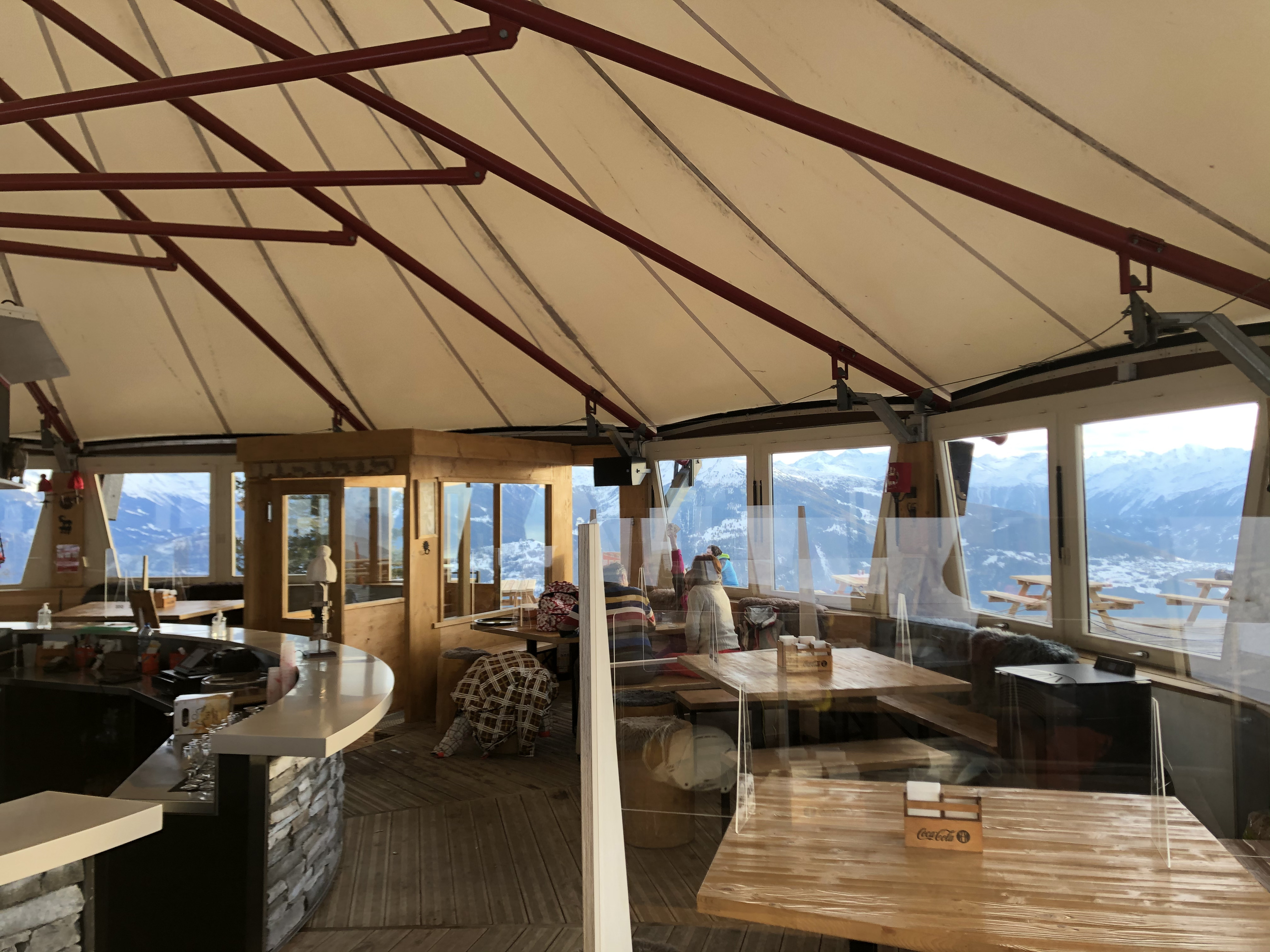 照片 瑞士(Switzerland) 克莱恩-蒙塔纳(Crans Montana) 2020-12 32