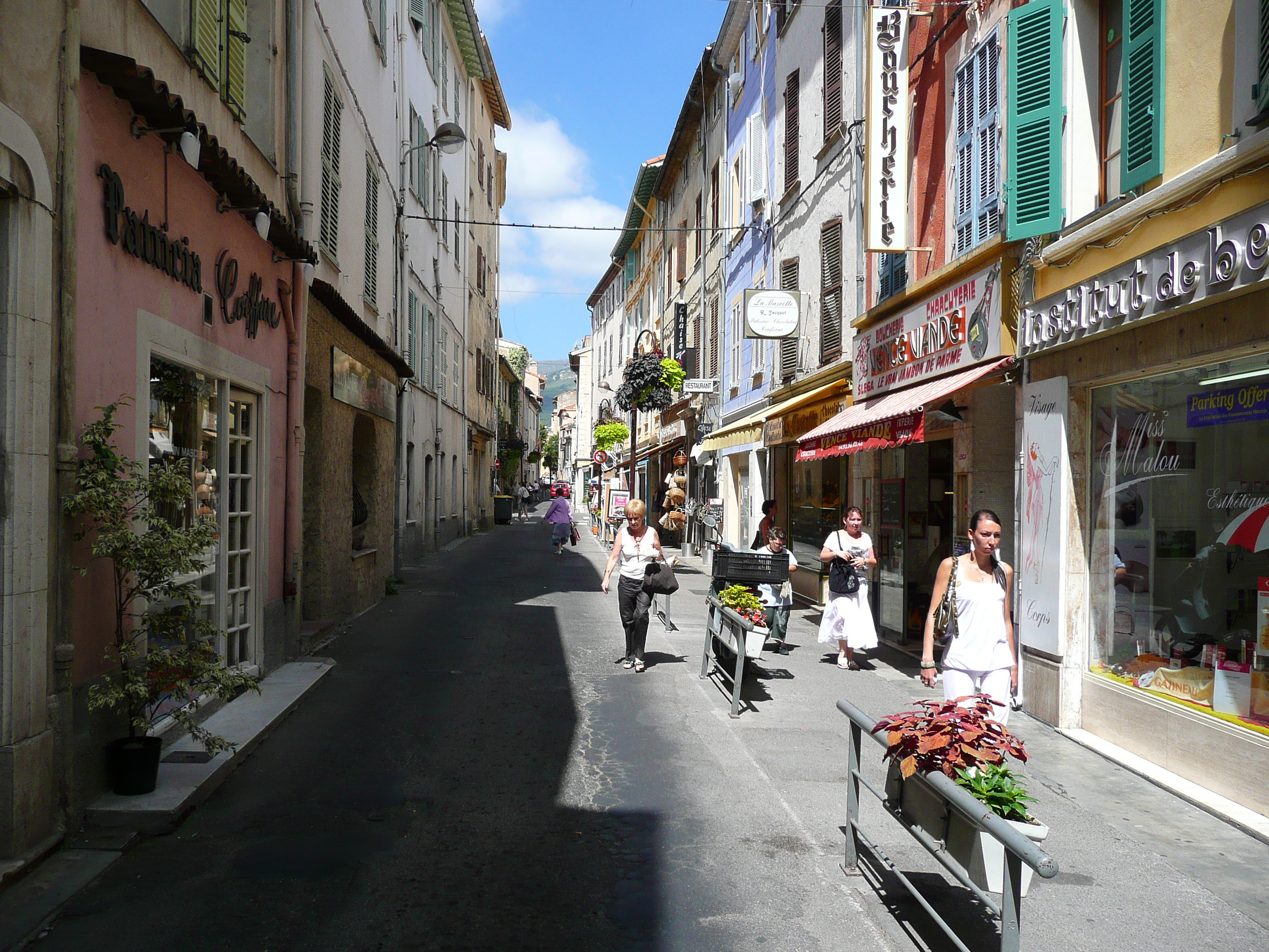 照片 法国(France) 旺斯(Vence) 伊斯纳尔大街(Avenue H. Isnard) 2007-07 46