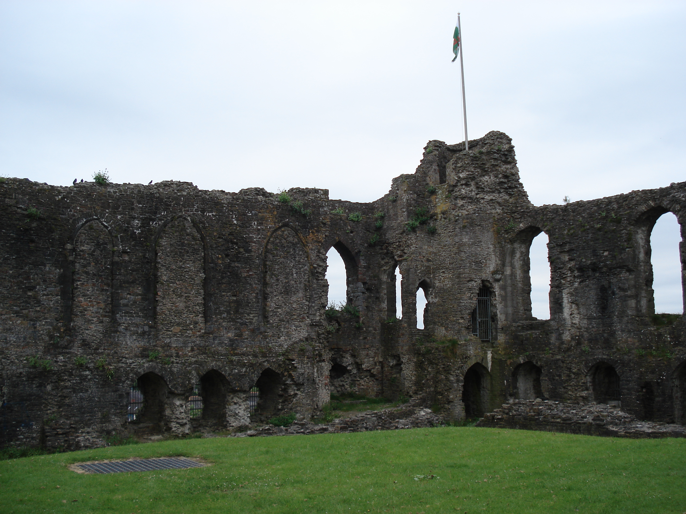 照片 英国(United Kingdom) 哈弗福德韦斯特(Haverfordwest) 2006-05 9