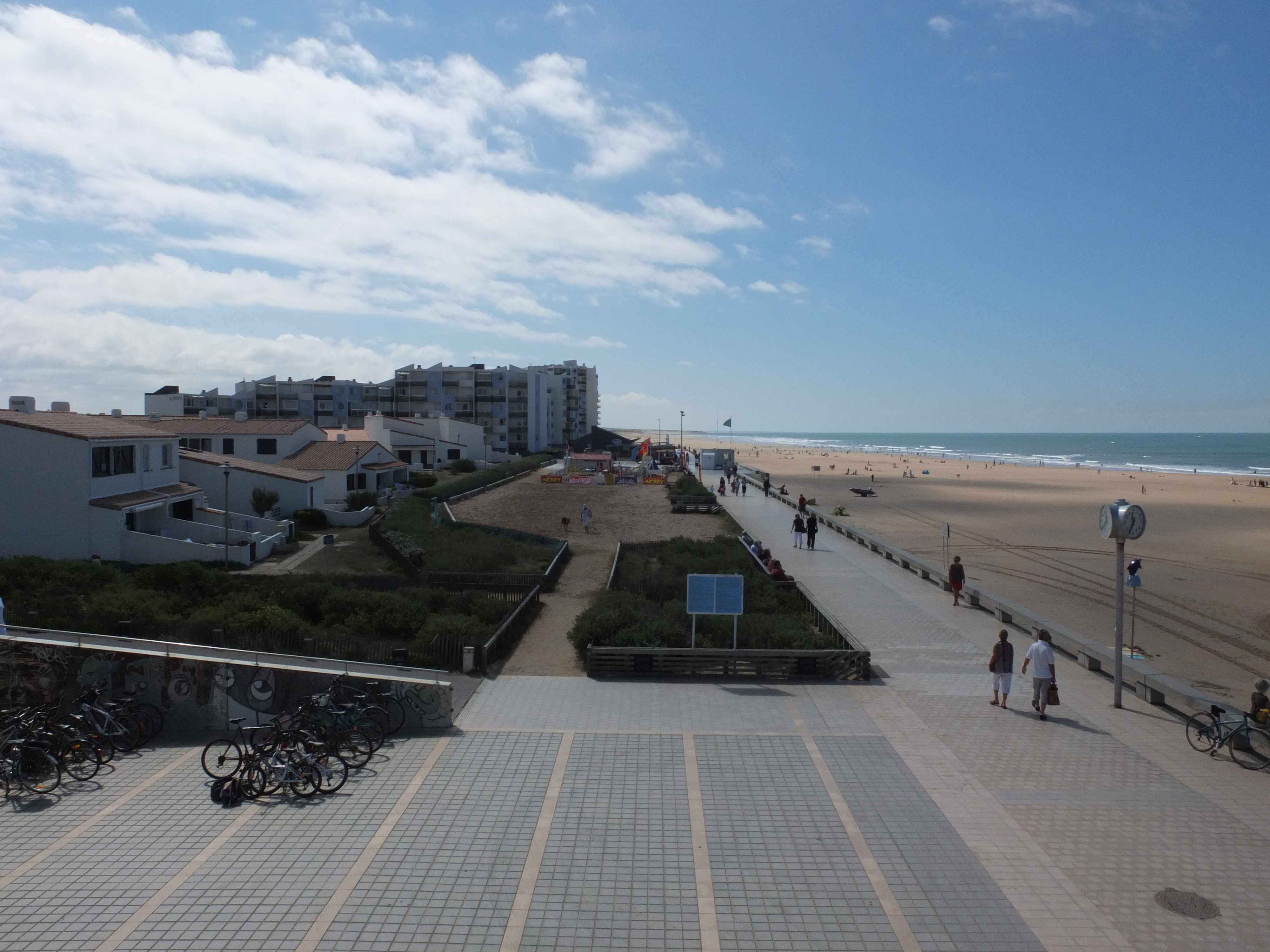 照片 法国(France) 圣吉勒-克鲁瓦德维(Saint Gilles Croix de Vie) 2012-07 2