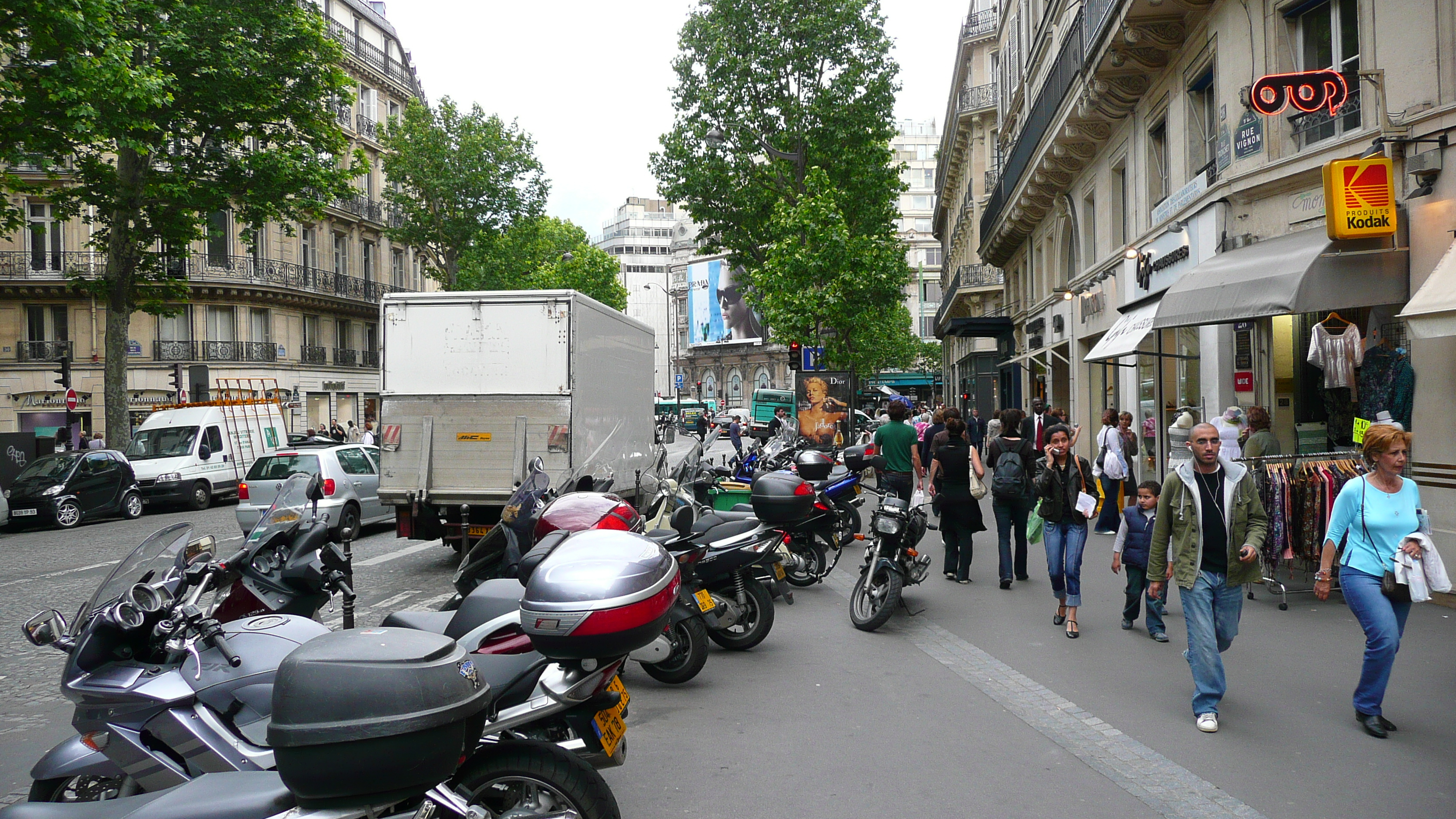 照片 法国(France) 巴黎(Paris) 第八区(8th Arrondissement) 特龙谢街(Rue Tronchet) 2007-05 4
