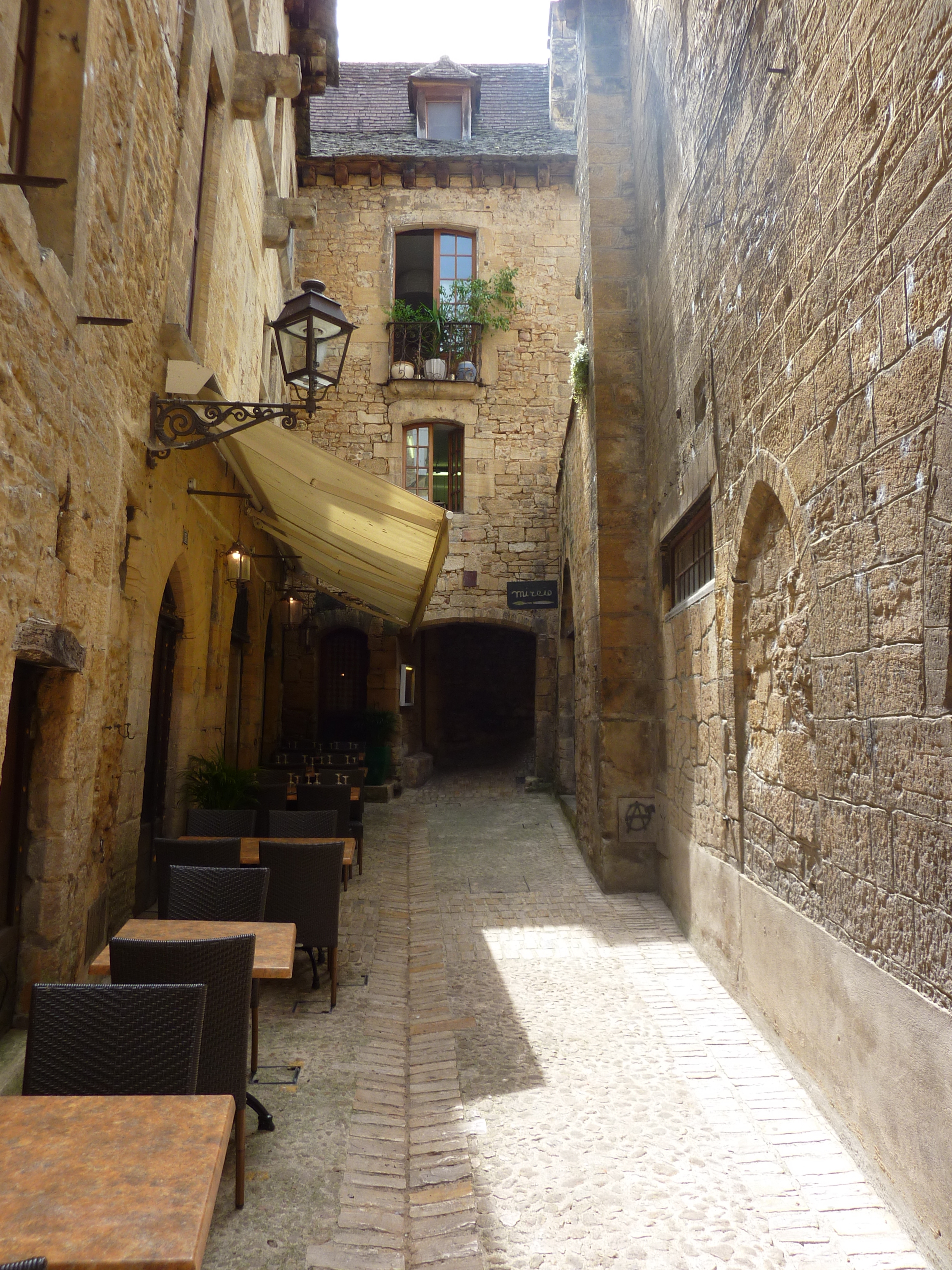 照片 法国(France) 萨尔拉拉卡内达(Sarlat la Caneda) 2009-07 35