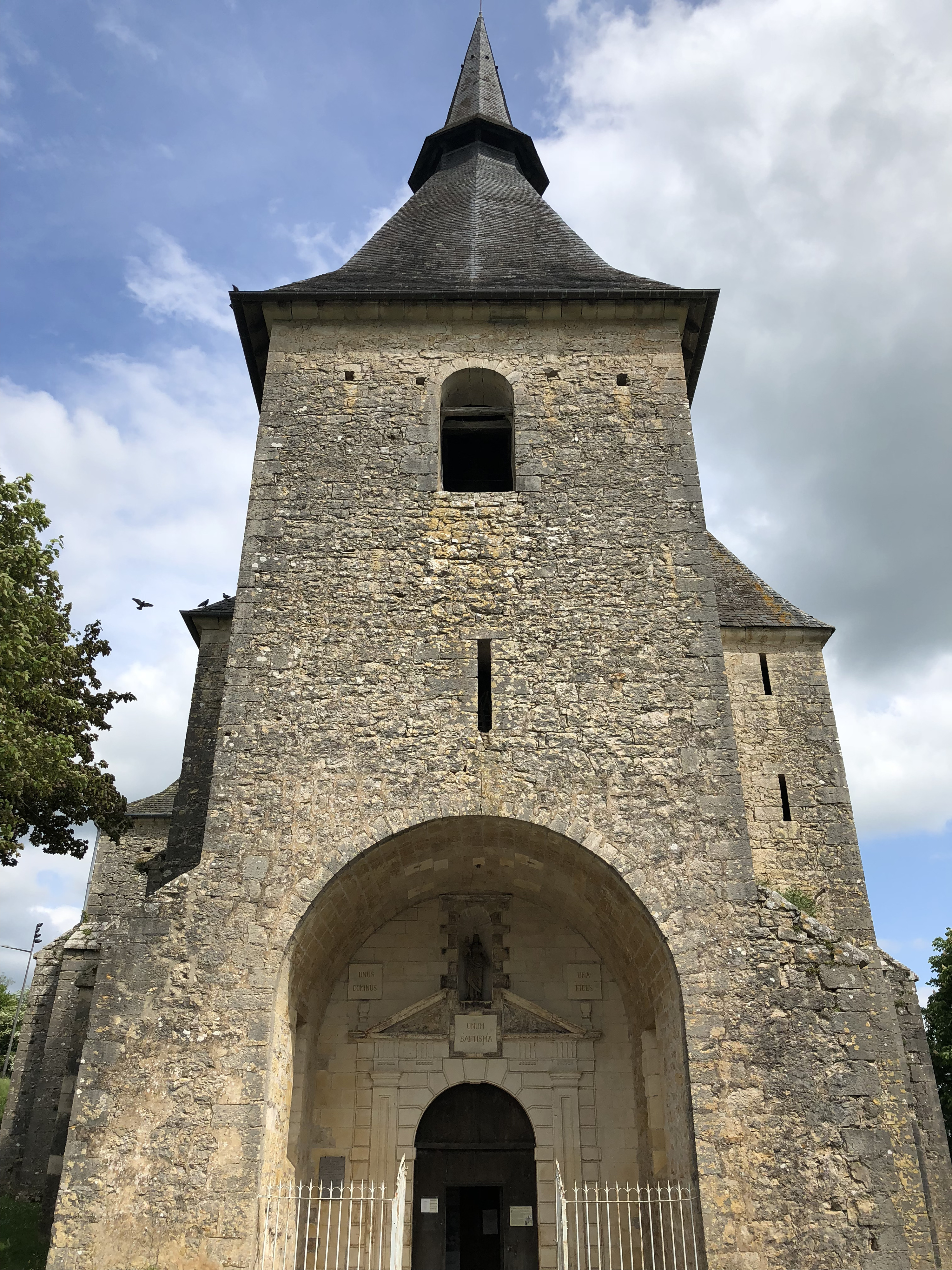 照片 法国(France) 蒂雷讷(Turenne) 2018-04 122
