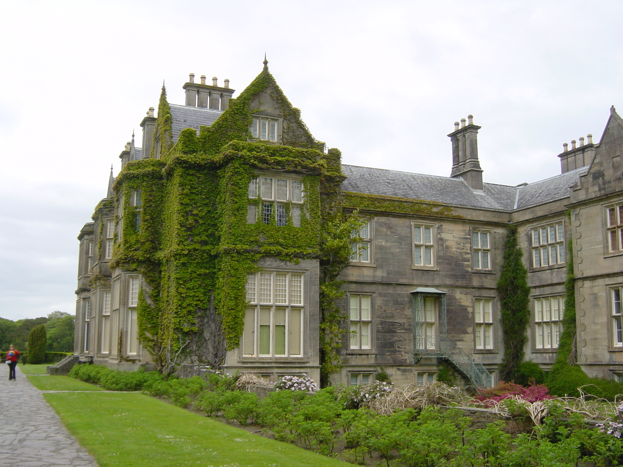 照片 爱尔兰(Ireland) 凯里郡(Kerry) 基拉尼国家公园(Killarney National Park) 马克罗斯庄园(Muckross House) 2004-05 14