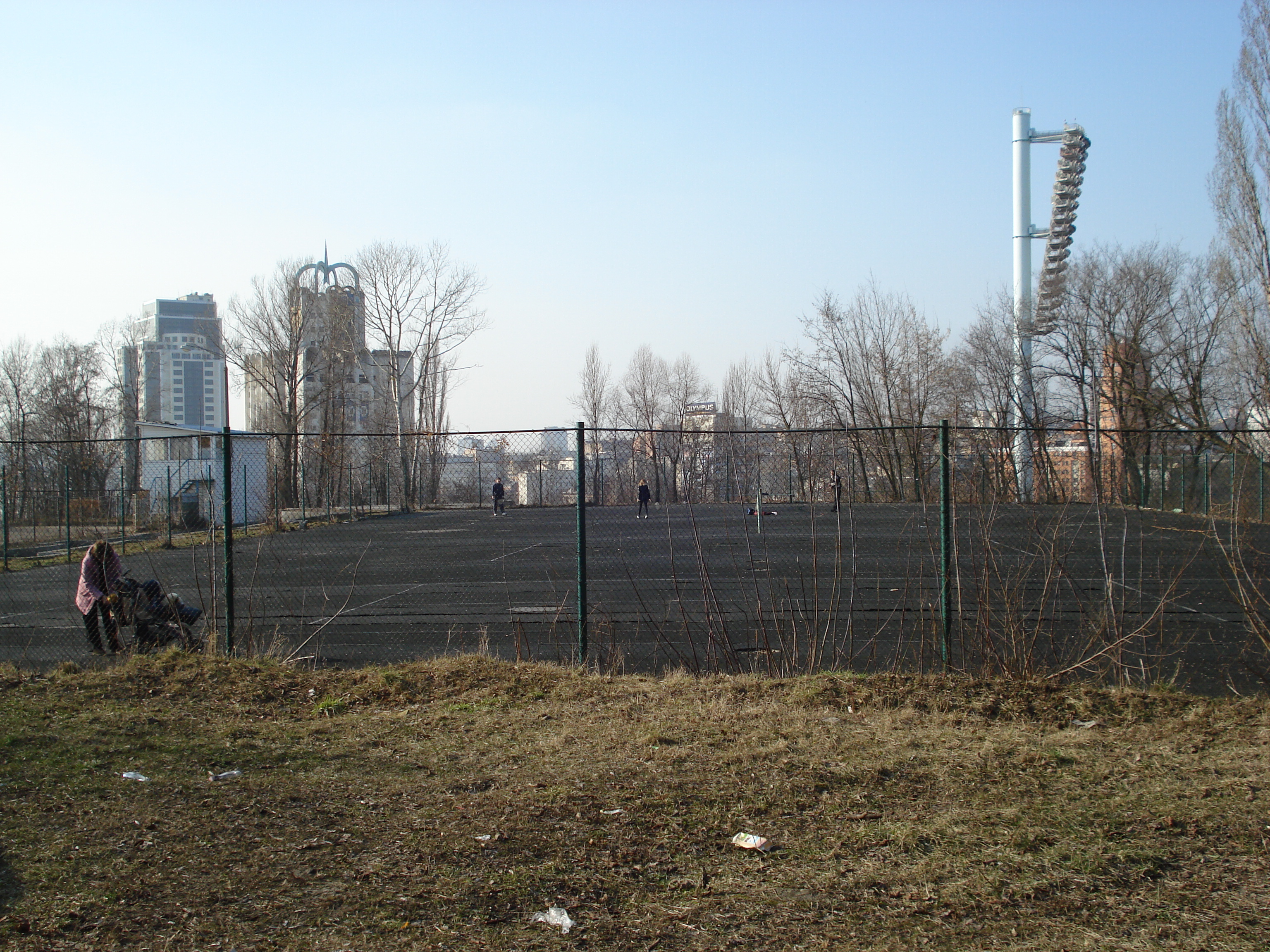 照片 乌克兰(Ukraine) 基辅(Kiev) 体育广场(Sportyvna) 2007-03 18
