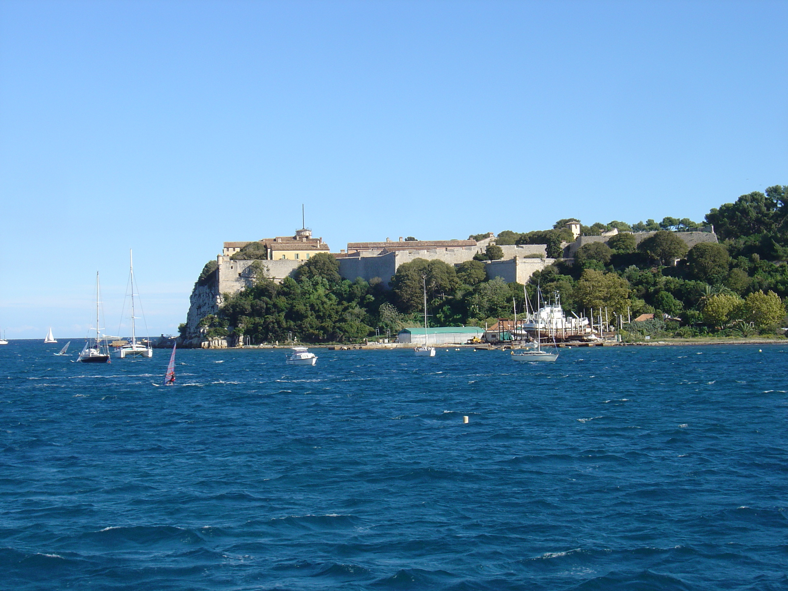 照片 法国(France) 戛纳(Cannes) 圣玛格丽特岛(Sainte Marguerite) 2005-10 27