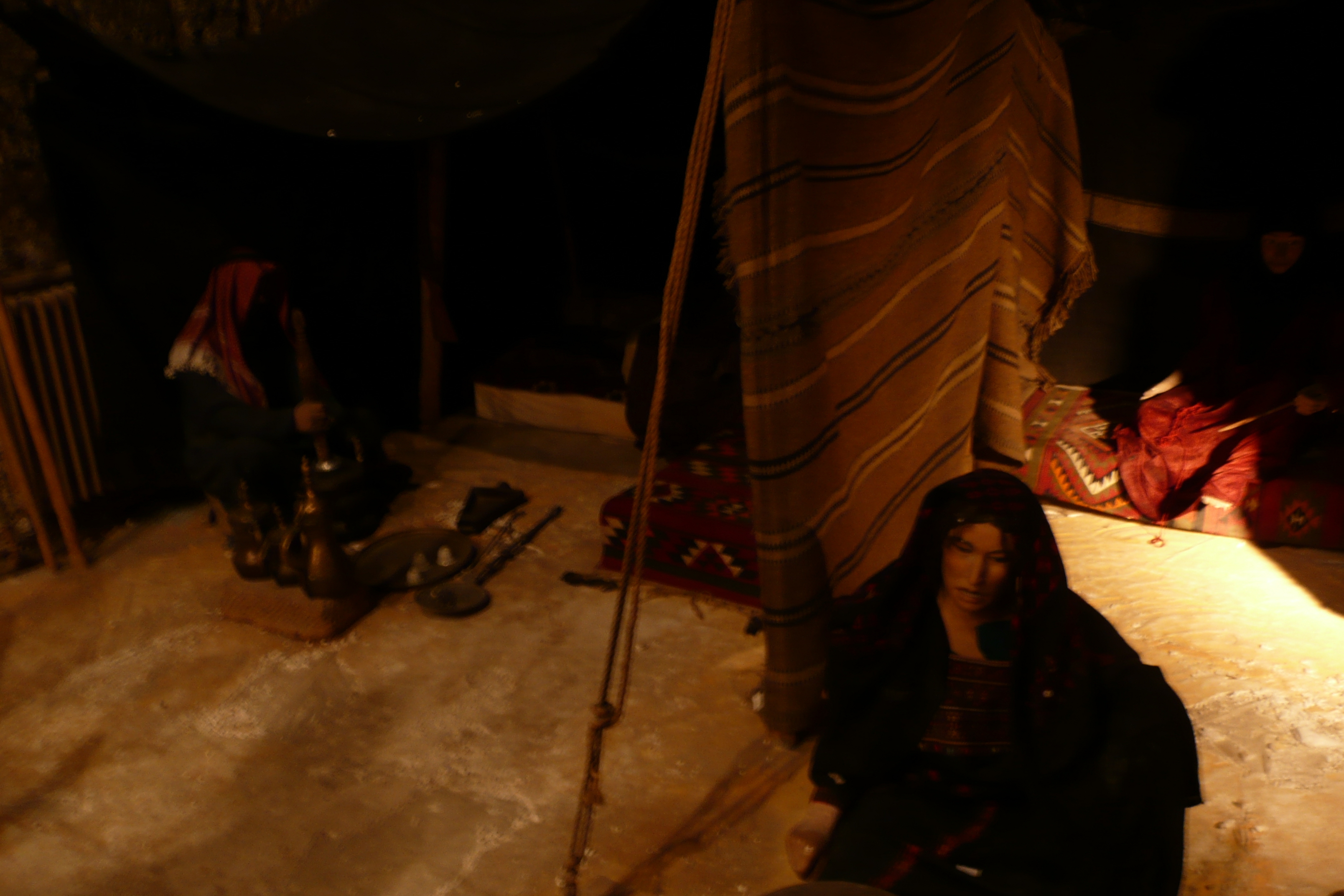 照片 约旦(Jordan) 安曼(Amman) 罗马剧场(Roman Theater) 民俗博物馆(Folklore Museum) 2007-12 2