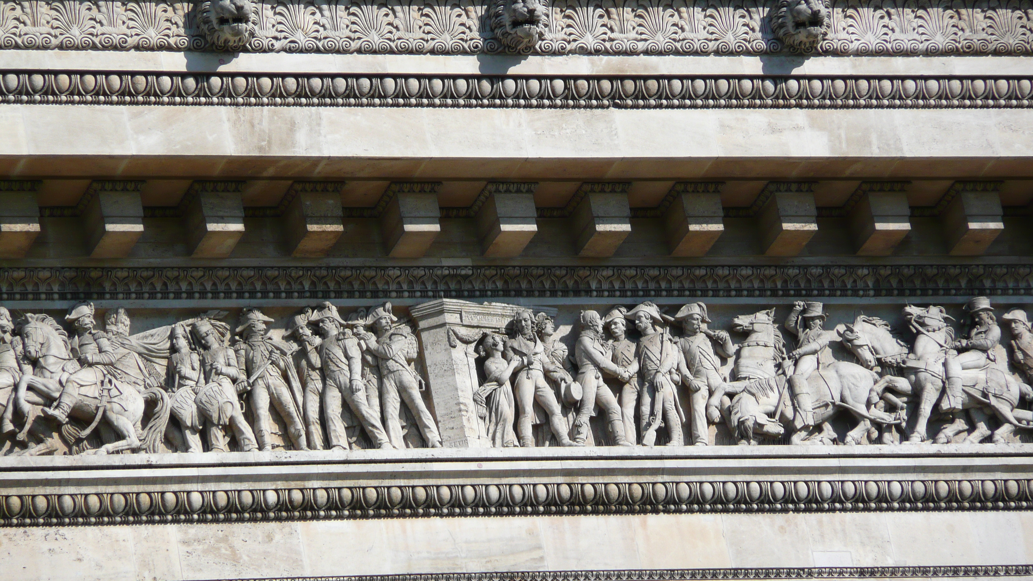 照片 法国(France) 巴黎(Paris) 星形广场和凯旋门(Etoile and Arc de Triomphe) 2007-05 8