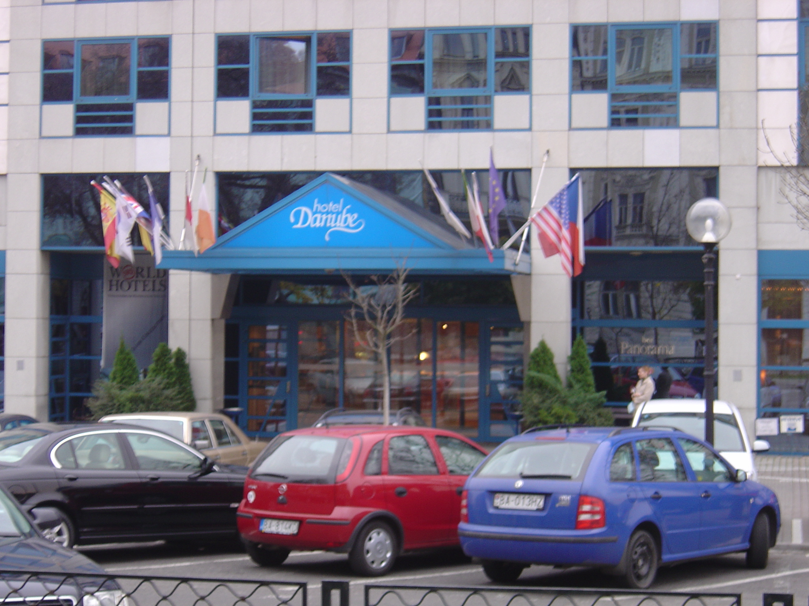 照片 斯洛伐克(Slovakia) 布拉迪斯拉发(Bratislava) 多瑙河酒店(Danube Hotel) 2004-11 2