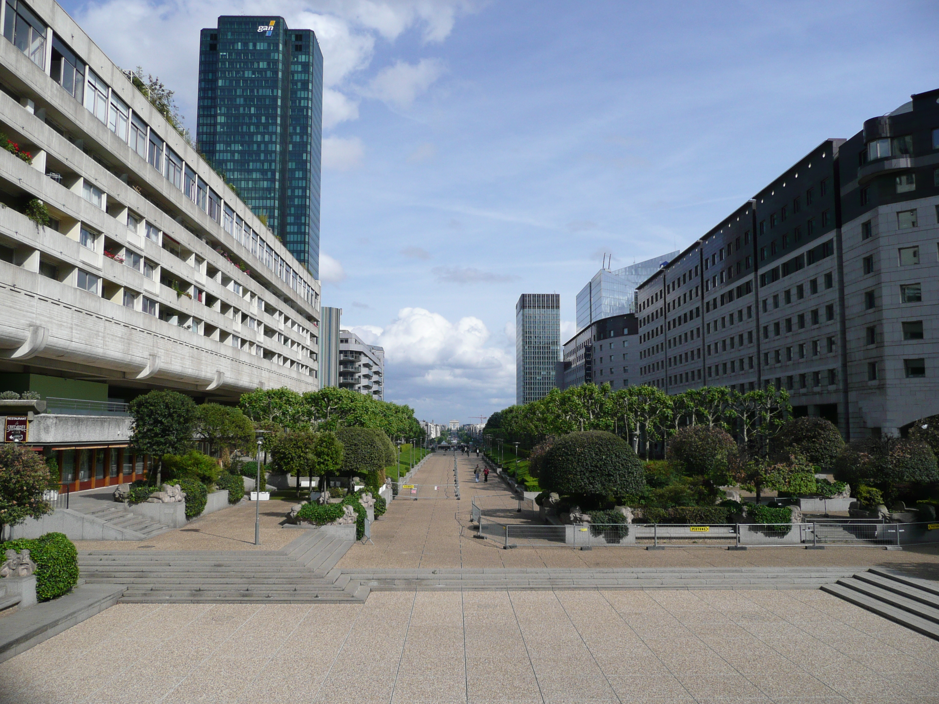 照片 法国(France) 巴黎(Paris) 拉德芳斯(La Defense) 2007-05 170