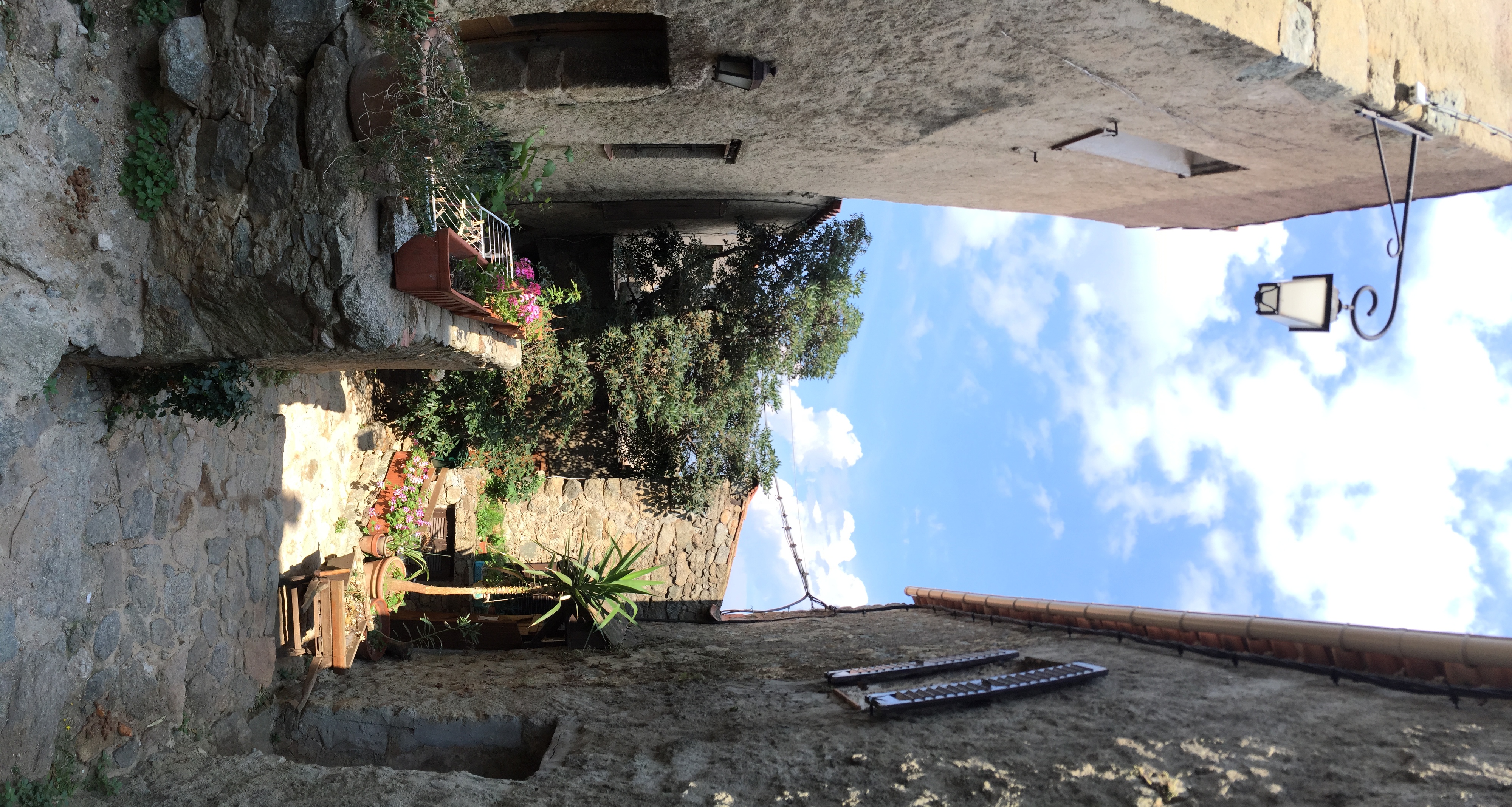 照片 法国(France) 科西嘉岛(Corsica) 圣安东尼诺(Sant'Antonino) 2015-05 4