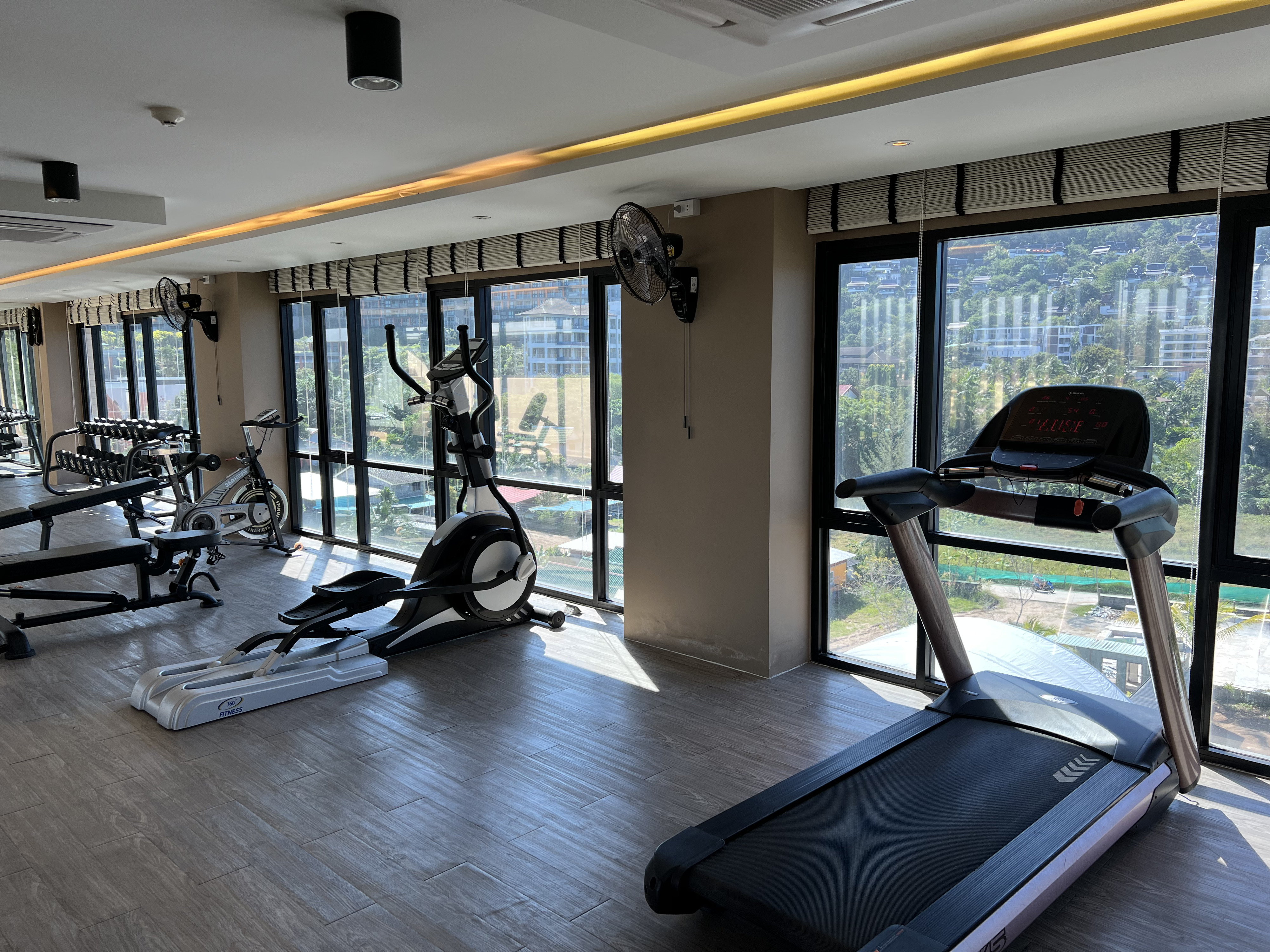 照片 泰国(Thailand) 普吉岛(Phuket) 苏林海滩(Surin Beach) 阿里斯托度假村(The Aristo Resort) 2021-12 28