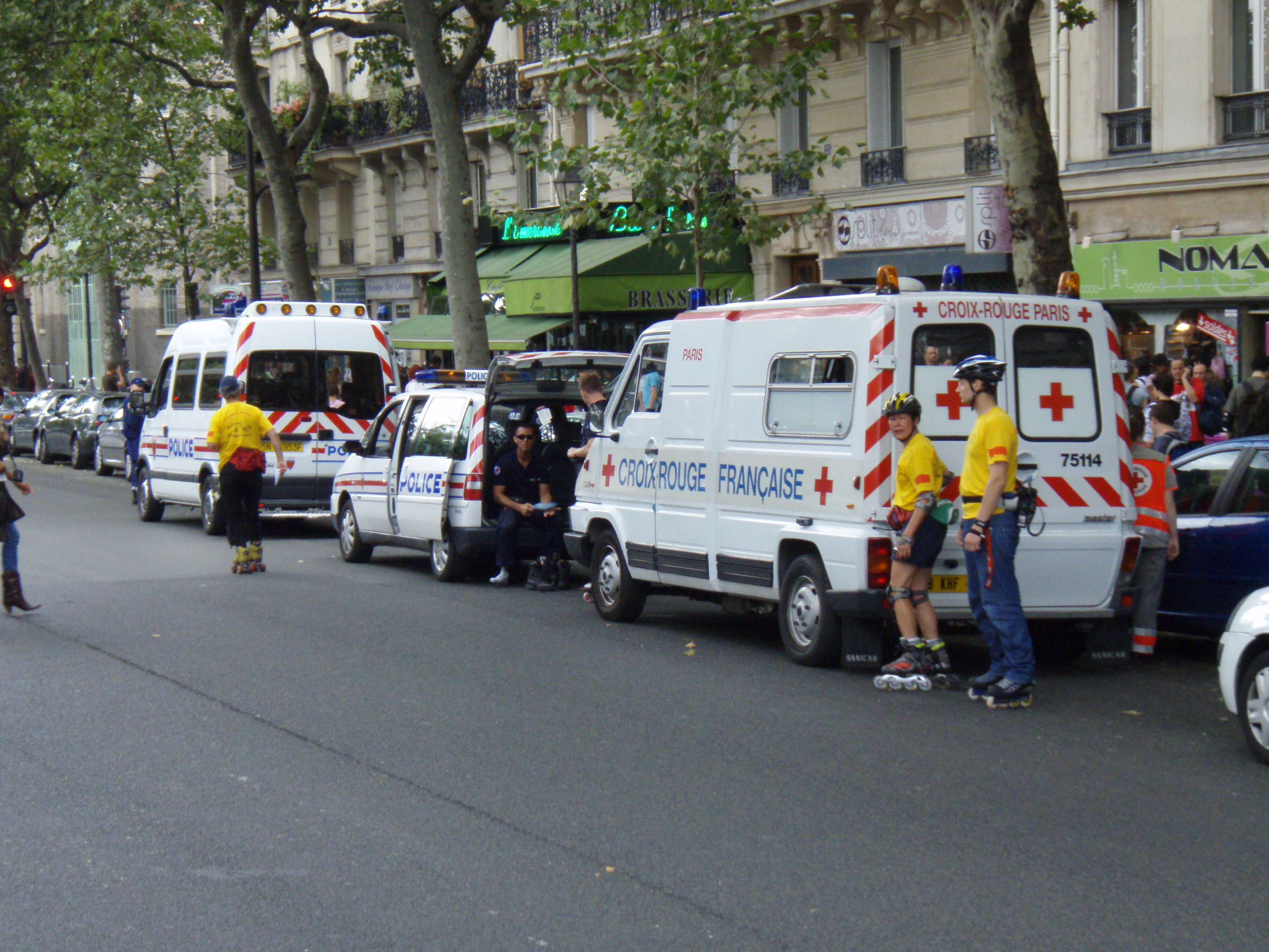 照片 法国(France) 巴黎(Paris) 轮滑漫游活动(Randonnee Roller et Coquillages) 2007-07 32