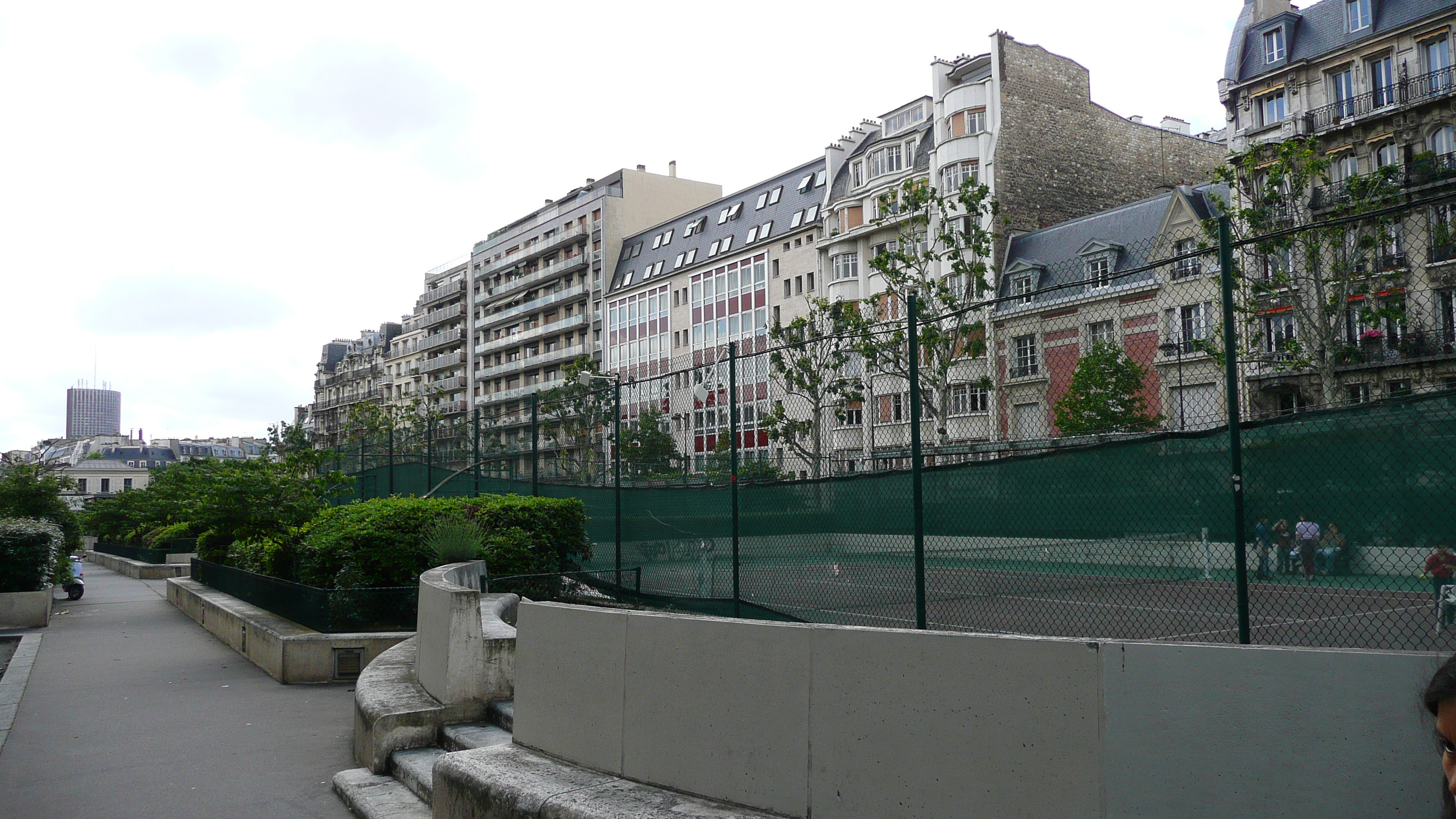 照片 法国(France) 巴黎(Paris) 第十七区(17th Arrondissement) 佩雷尔大道(Boulevard Pereire) 2007-05 38