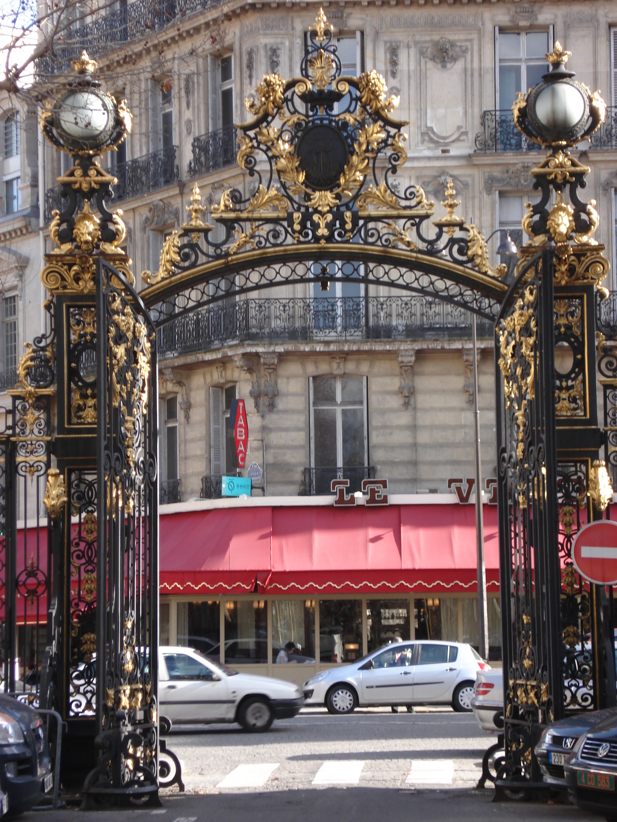 照片 法国(France) 巴黎(Paris) 第八区(8th Arrondissement) 蒙索公园(Monceau Garden) 2006-03 46