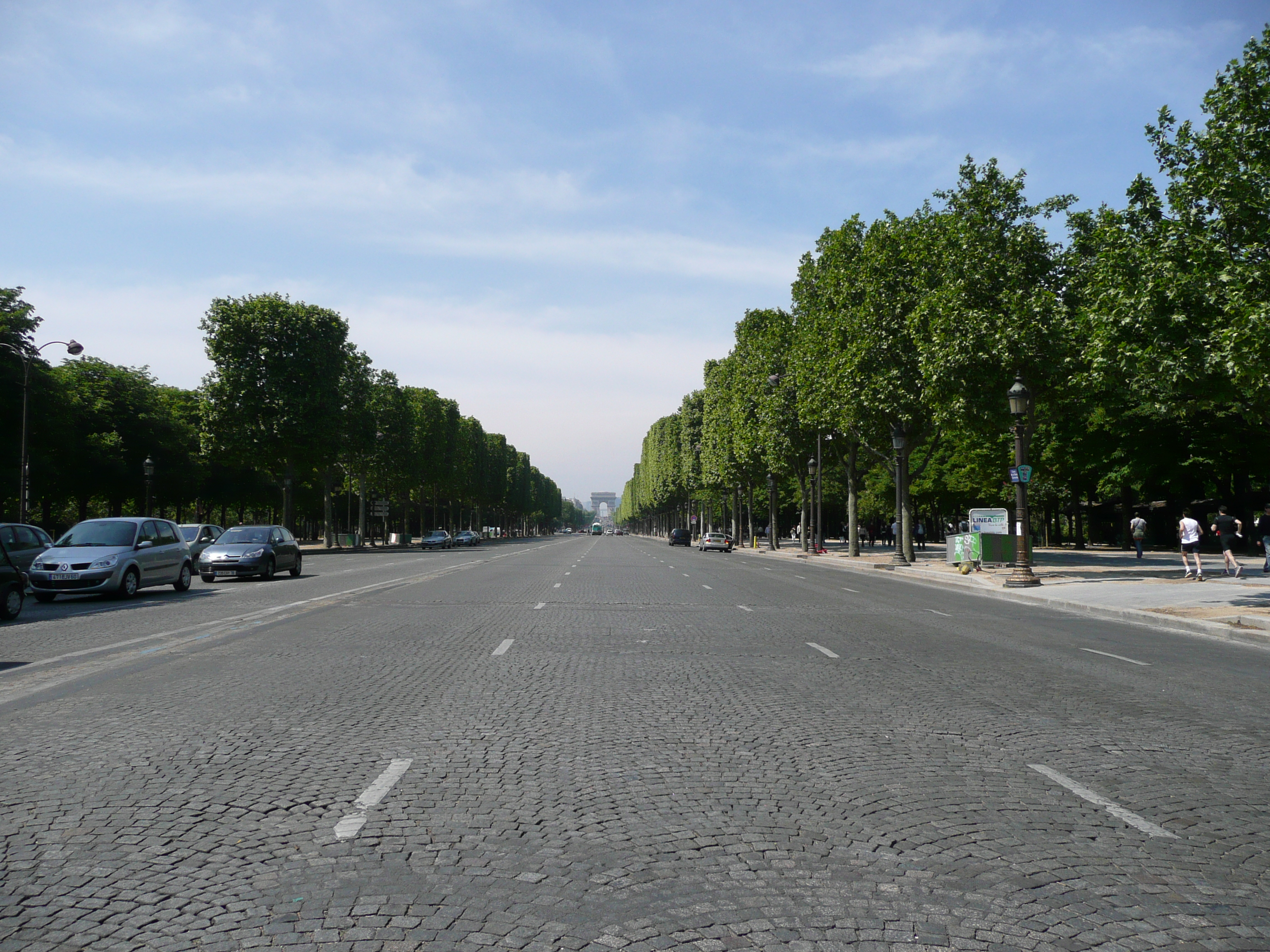照片 法国(France) 巴黎(Paris) 香榭丽舍大街(Champs Elysees) 2007-05 25