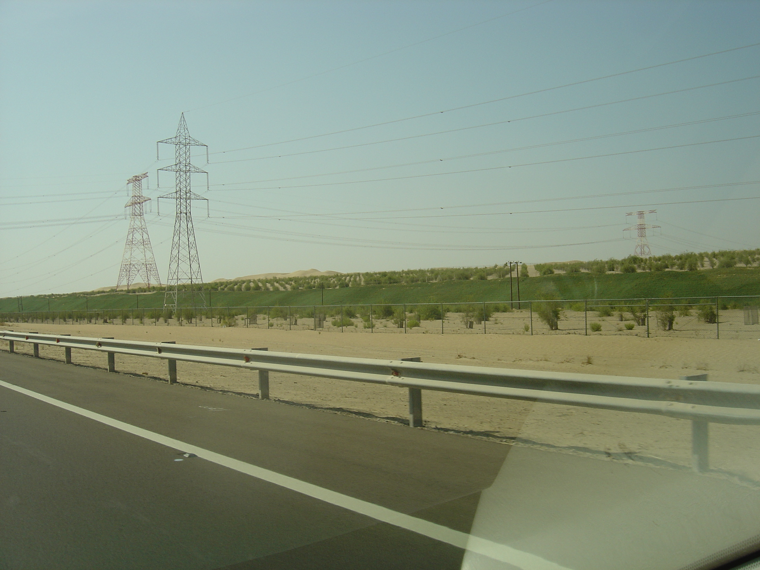 照片 阿联酋(United Arab Emirates) 艾因至阿布扎比公路(Al Ain to Abu Dhabi Road) 2005-09 6