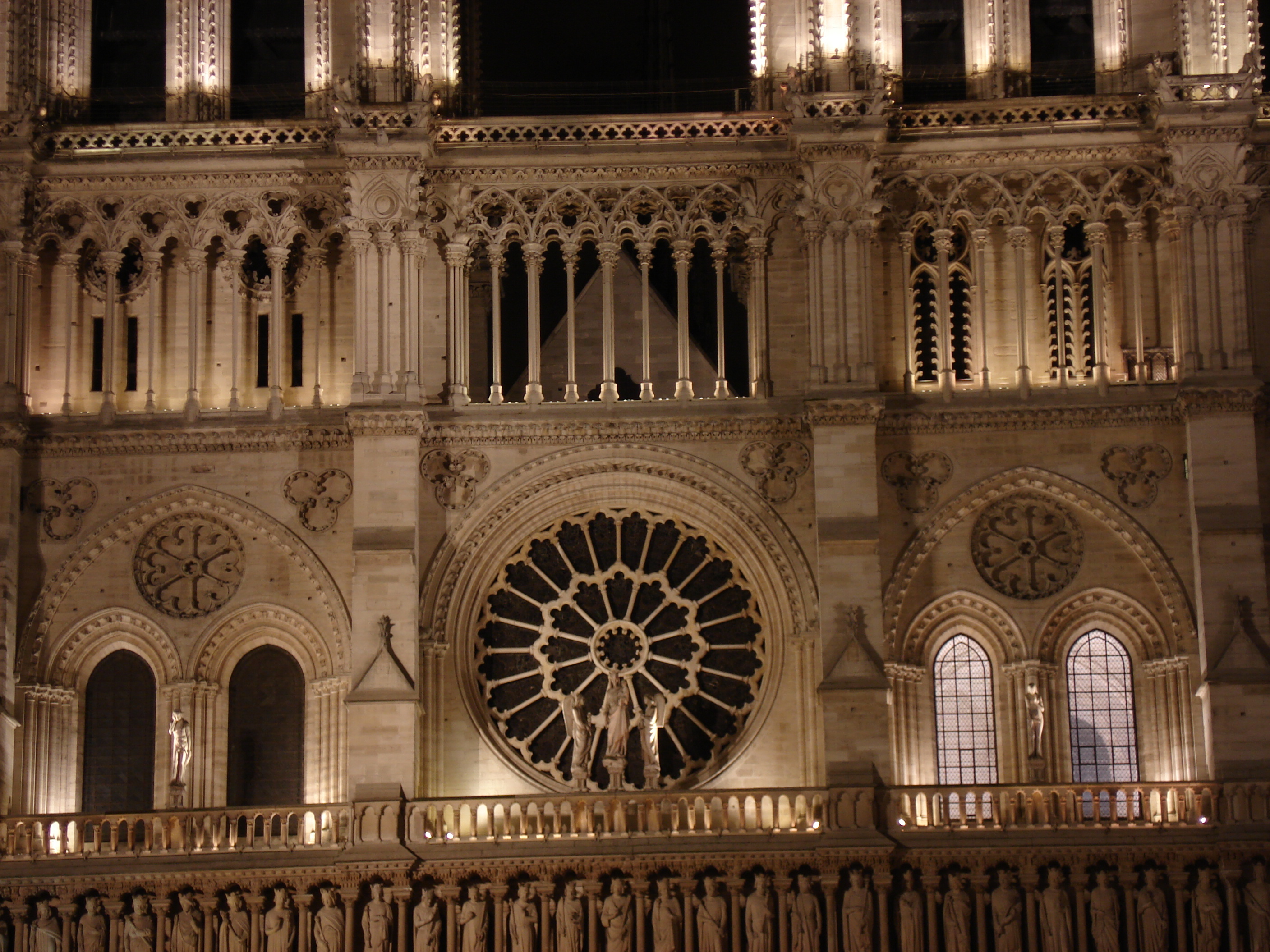 照片 法国(France) 巴黎(Paris) 巴黎圣母院(Notre Dame) 2006-03 1