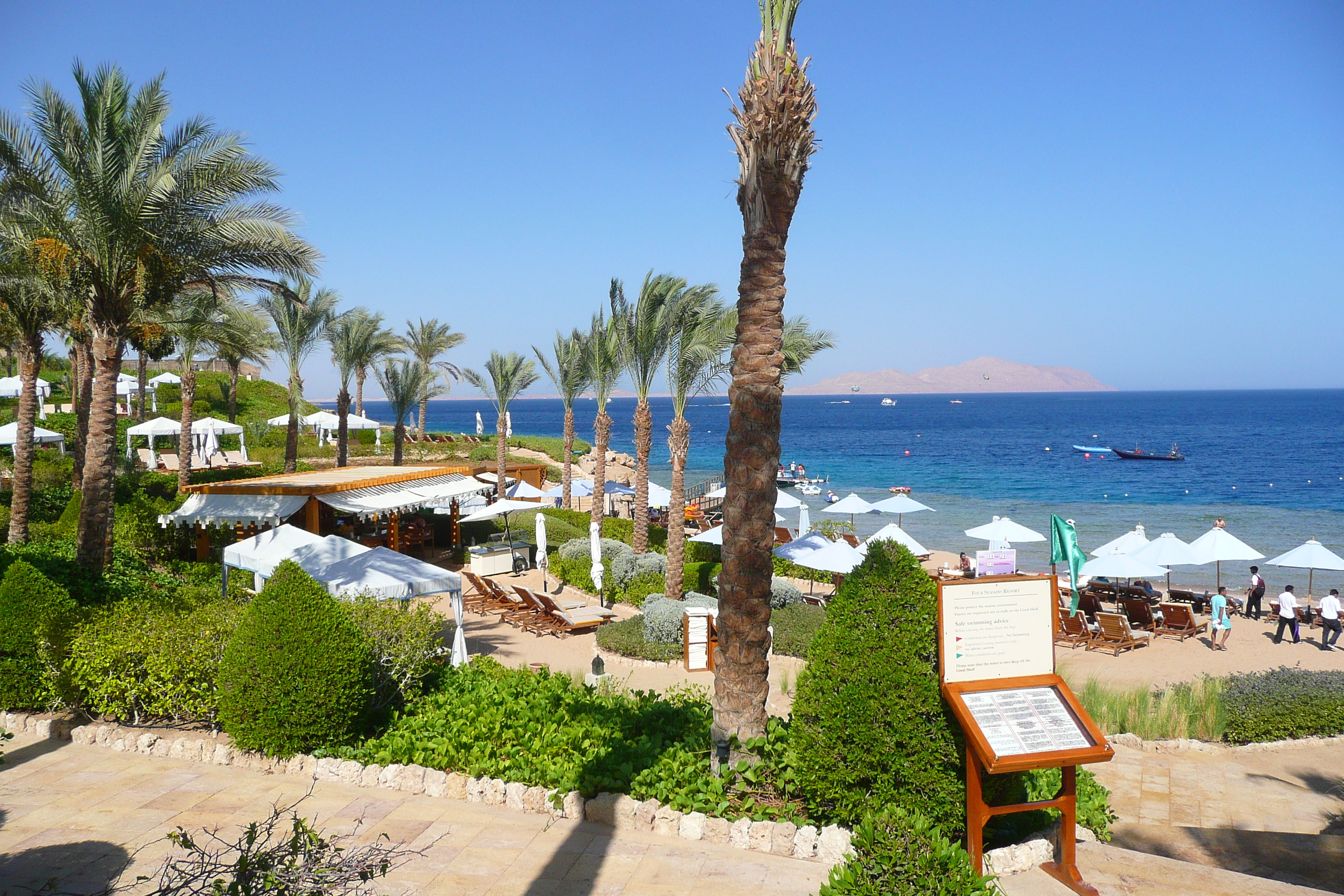照片 埃及(Egypt) 沙姆沙伊赫(Sharm el Sheikh) 四季酒店(Four Seasons Hotel) 四季酒店海滩(Four Seasons Beach) 2008-06 14
