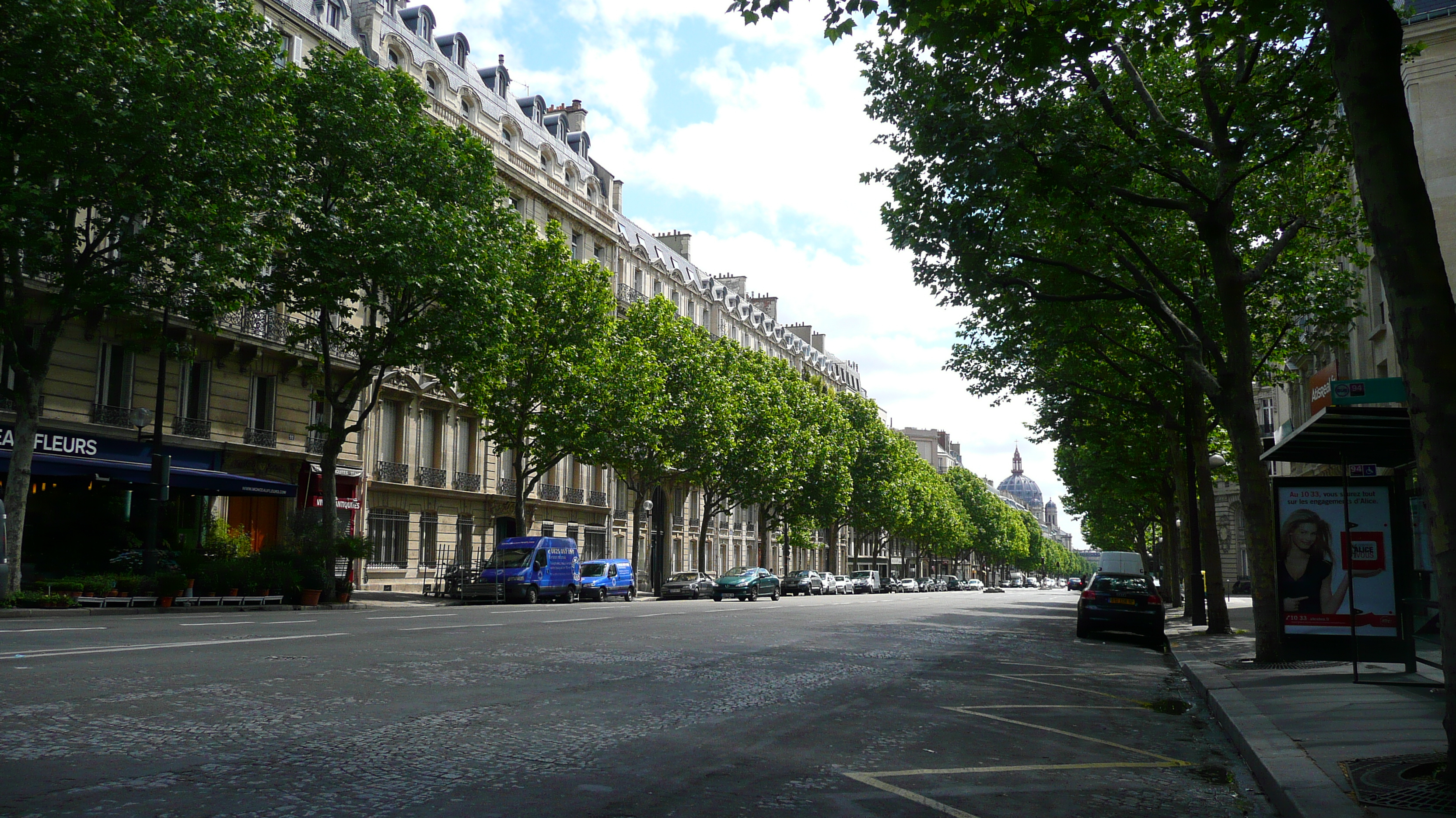 照片 法国(France) 巴黎(Paris) 马勒泽布大道(Boulevard Malesherbes) 2007-05 11