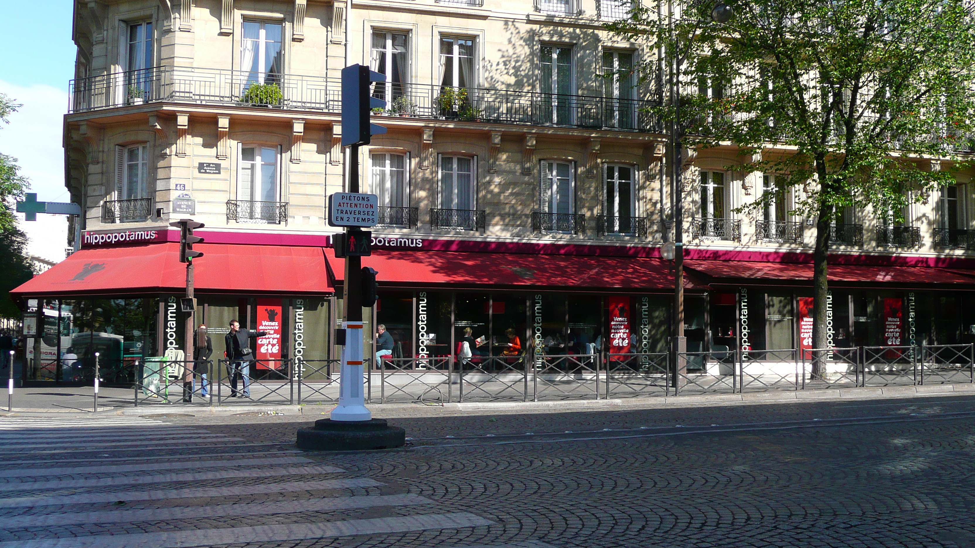 照片 法国(France) 巴黎(Paris) 泰尔讷广场(Place des Ternes) 2007-05 22