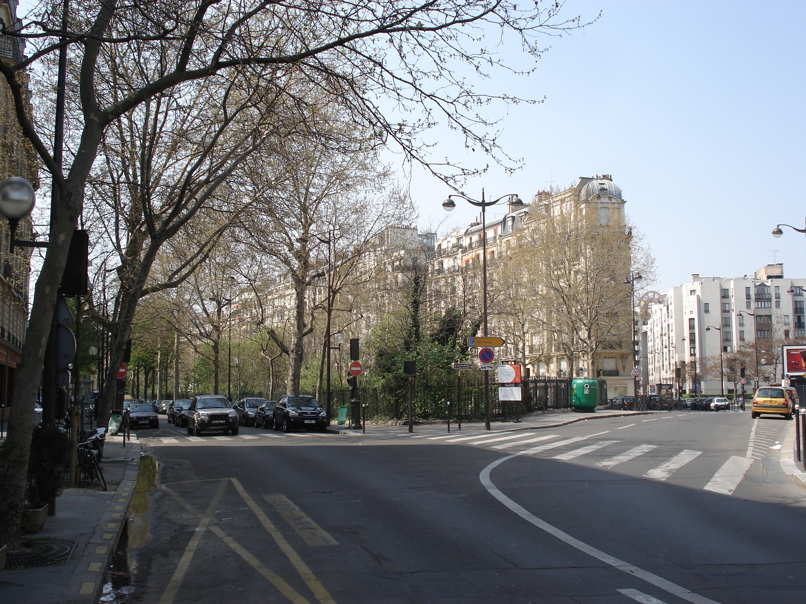 照片 法国(France) 巴黎(Paris) 第十七区(17th Arrondissement) 2006-04 11