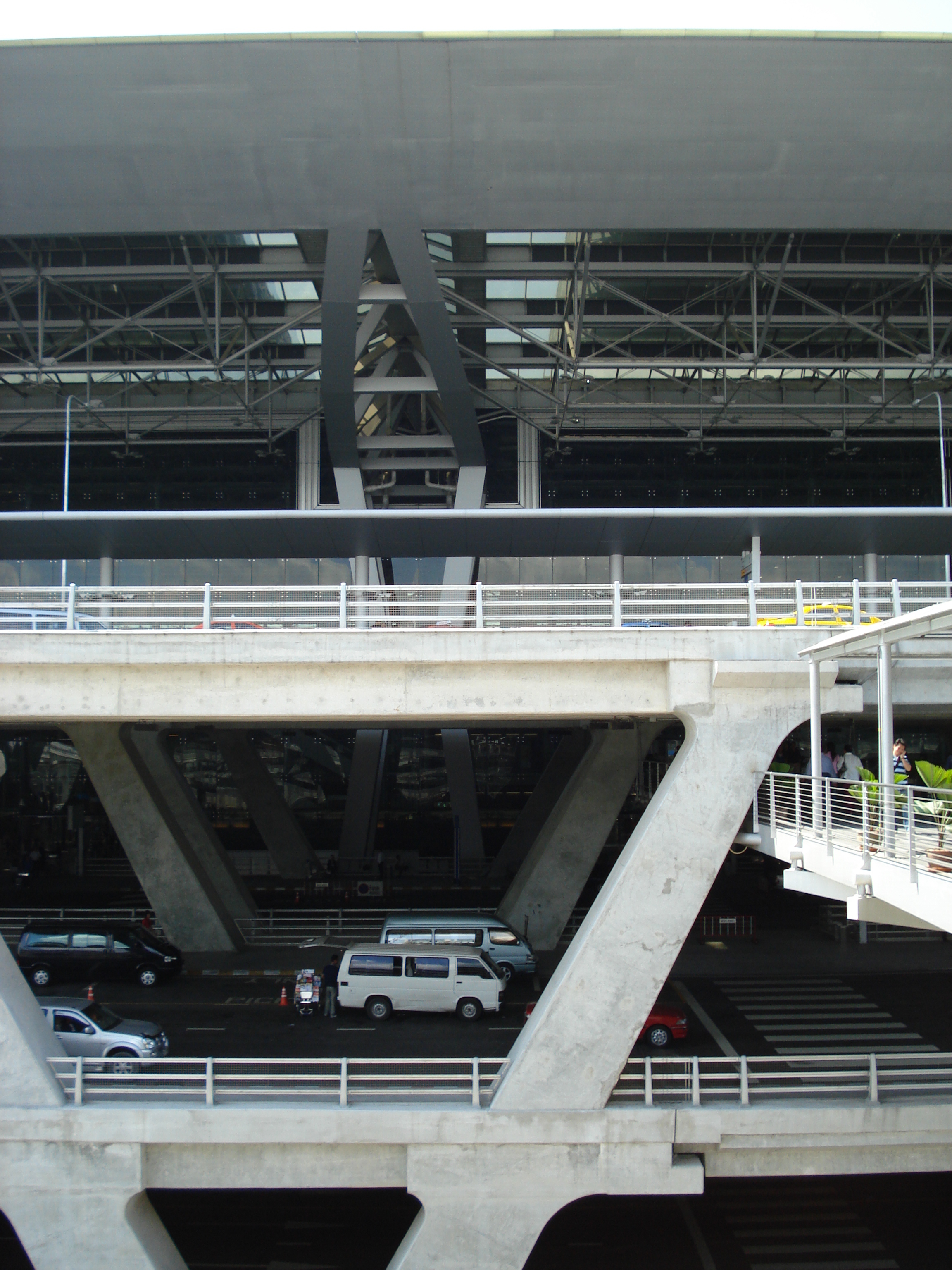 照片 泰国(Thailand) 曼谷(Bangkok) 素万那普机场(Suvarnabhumi Airport) 2007-02 84