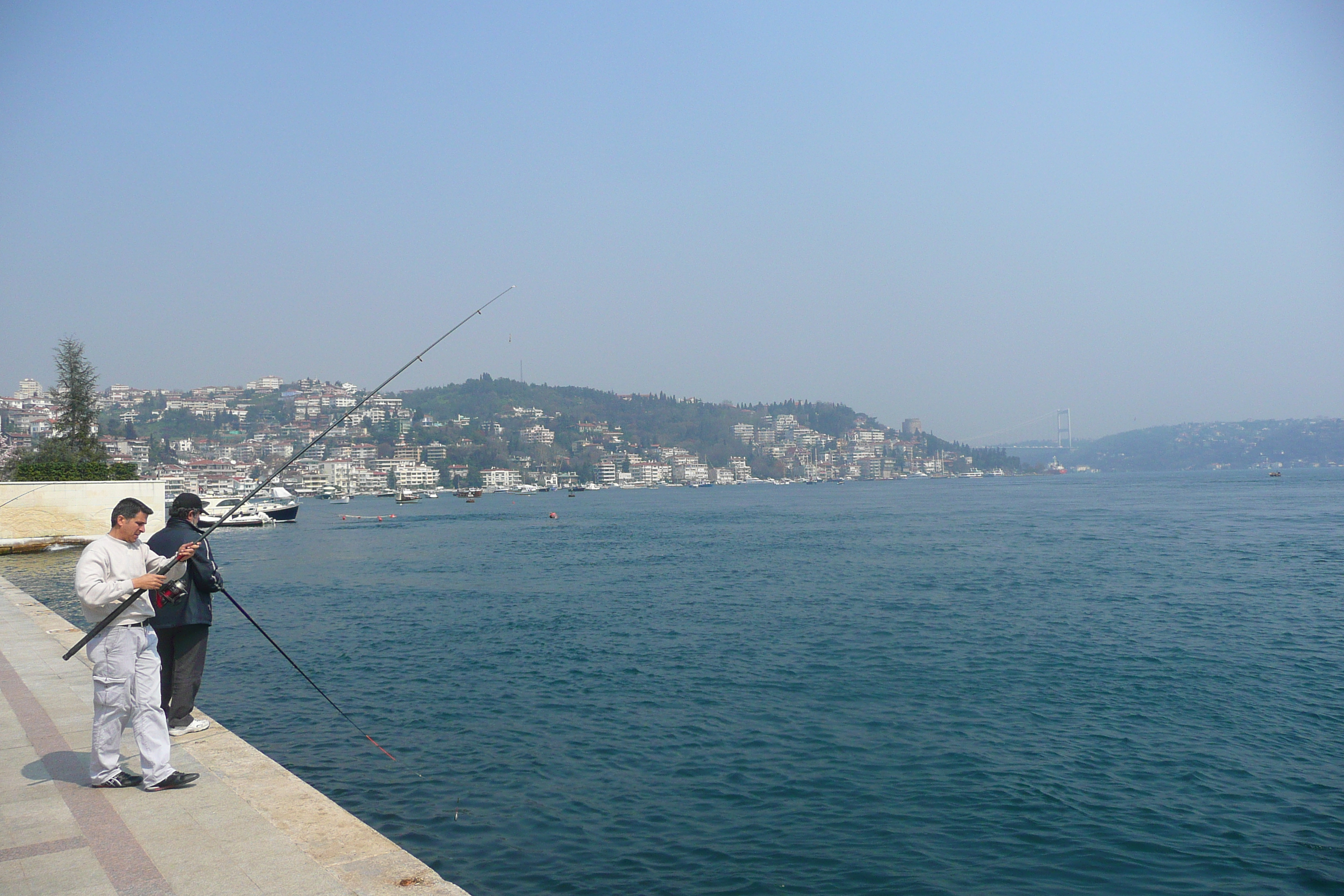 照片 土耳其(Turkey) 伊斯坦布尔(Istanbul) 博斯普鲁斯海峡(Bosphorus) 2009-04 11