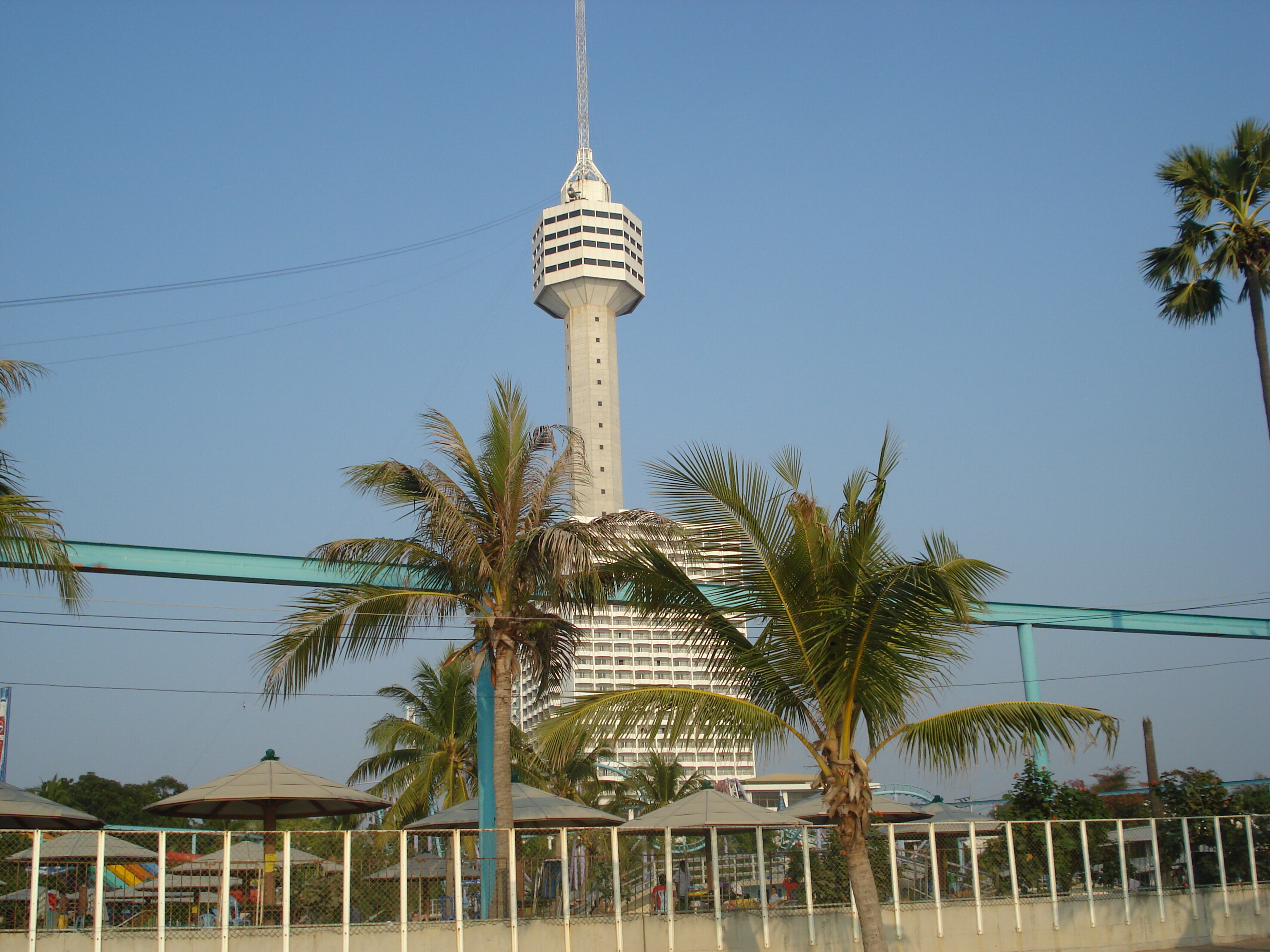 照片 泰国(Thailand) 芭提雅(Pattaya) 东潭海滩(Dongtan beach) 2008-01 35
