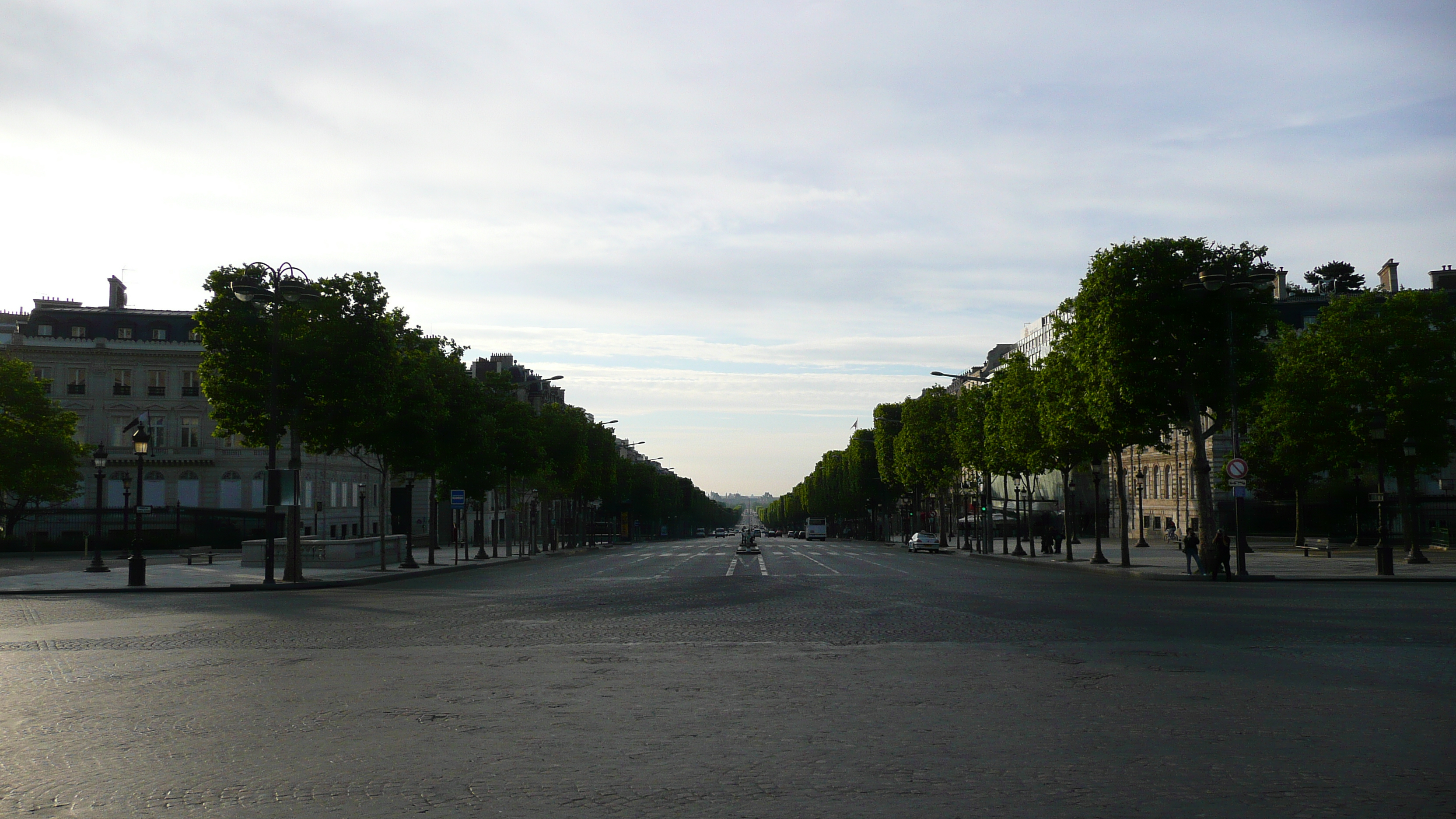 照片 法国(France) 巴黎(Paris) 星形广场和凯旋门(Etoile and Arc de Triomphe) 2007-06 7