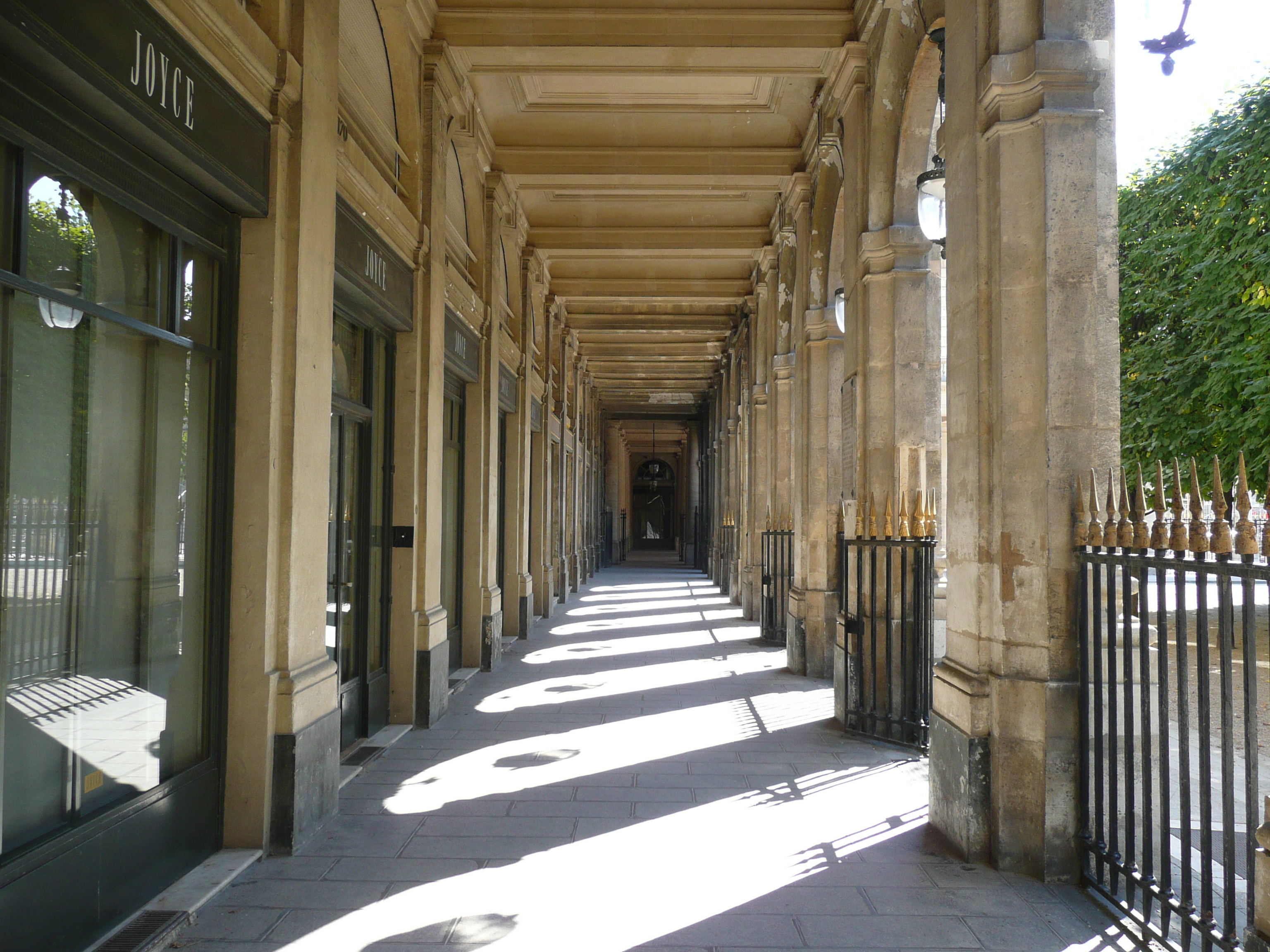 照片 法国(France) 巴黎(Paris) 皇家宫殿(Palais Royal) 2007-08 136
