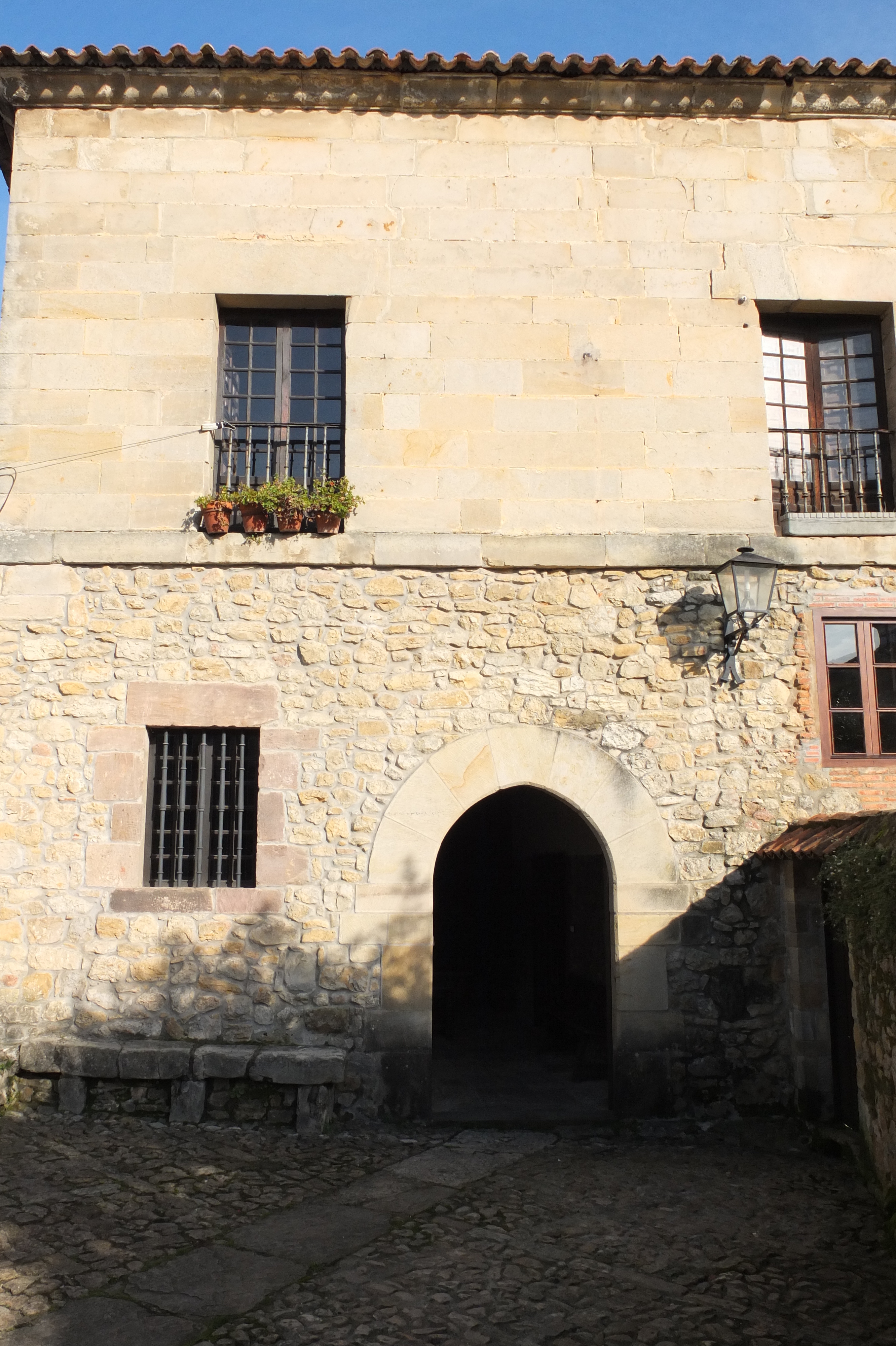 照片 西班牙(Spain) 桑蒂利亚纳德尔马尔(Santillana del Mar) 2013-01 70