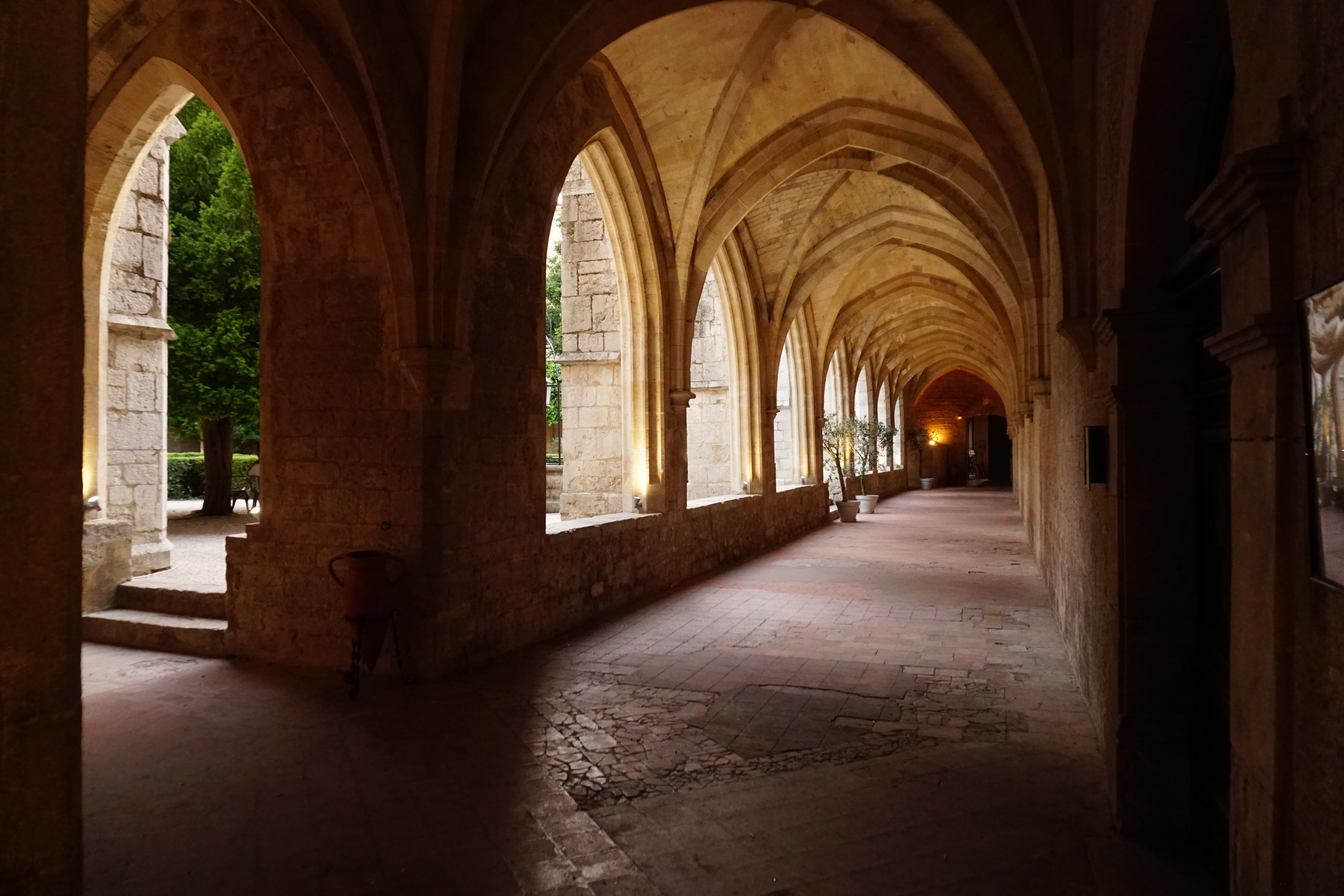 照片 法国(France) 圣马克西曼-拉圣博姆(Saint Maximin la Sainte Baume) 圣马克西曼皇家修道院酒店(Le Couvent Royal Saint Maximin Hotel) 2017-08 29