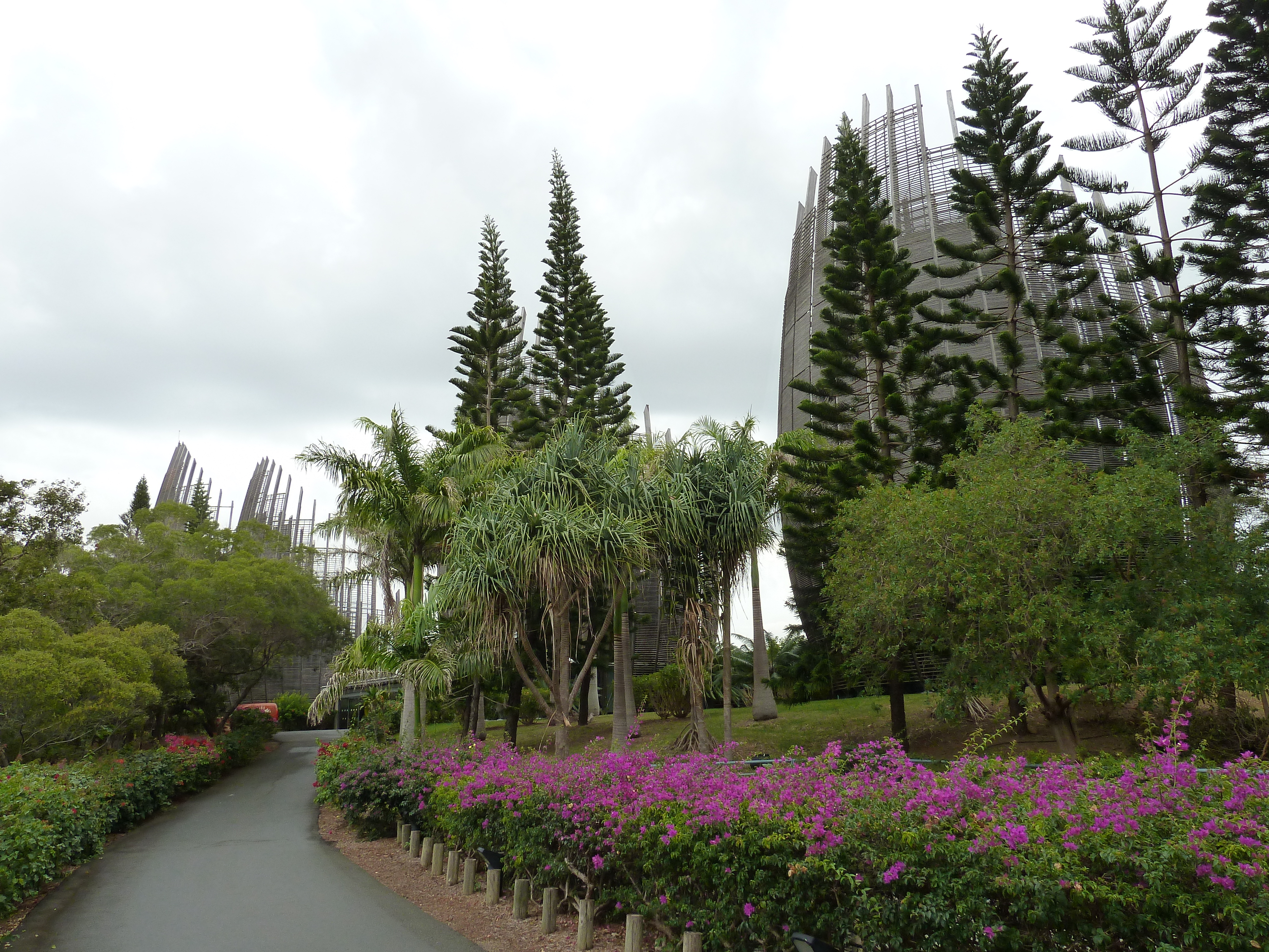照片 新喀里多尼亚(New Caledonia) 吉巴欧文化中心(Tjibaou Cultural Centre) 2010-05 40