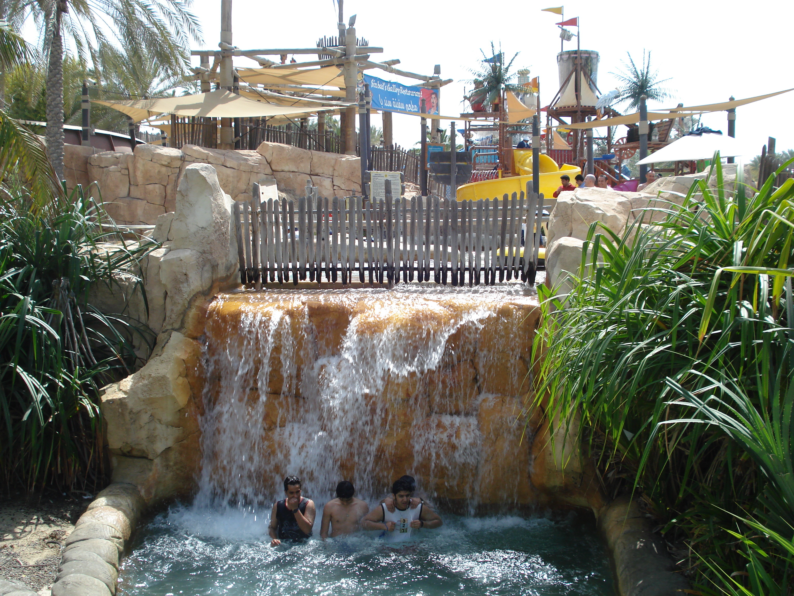 照片 阿联酋(United Arab Emirates) 迪拜(Dubai) 狂野干河水上乐园(Wild Wadi) 2007-03 151