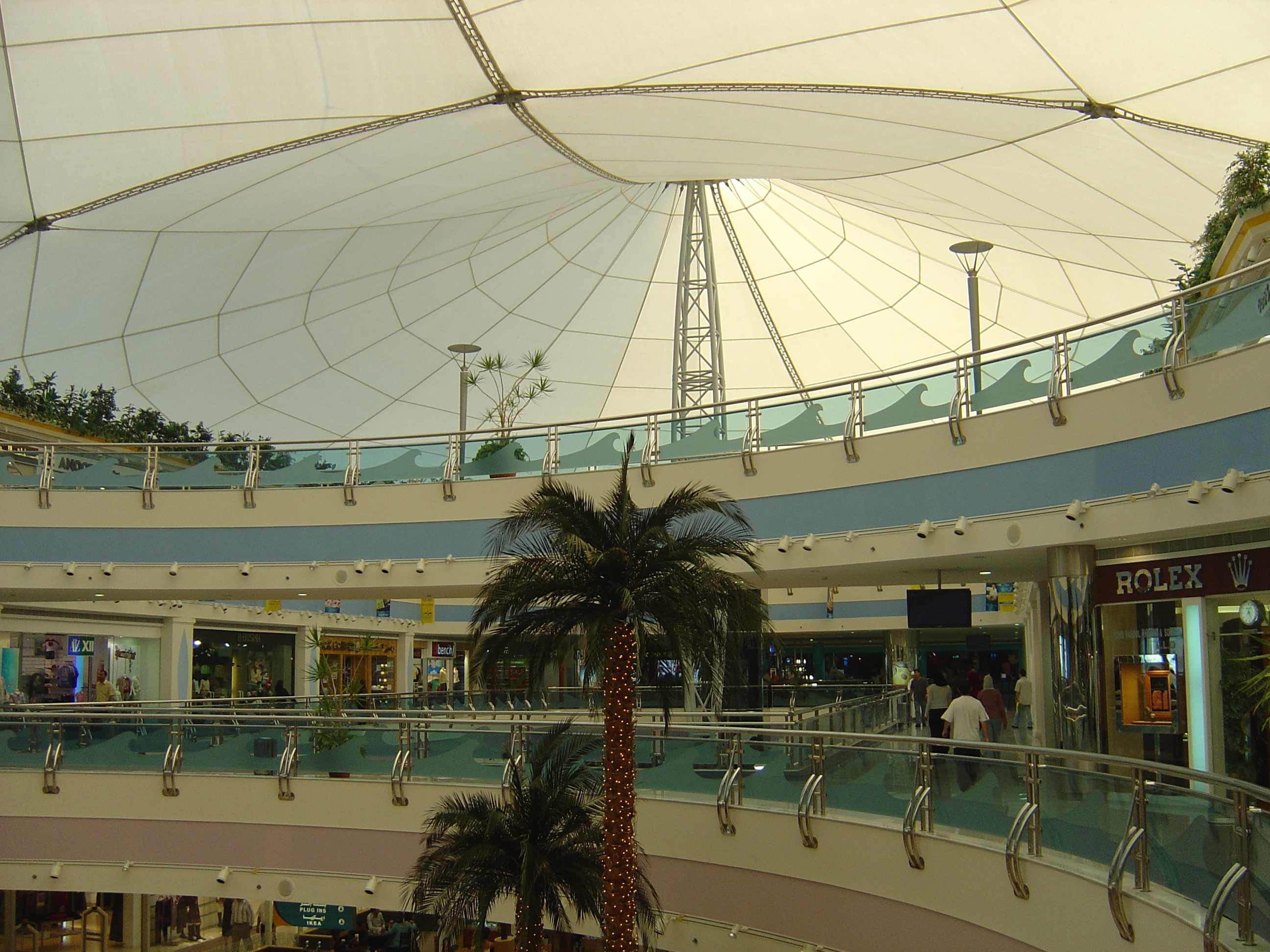 照片 阿联酋(United Arab Emirates) 阿布扎比(Abu Dhabi) 码头购物中心(Marina Mall) 2005-09 2