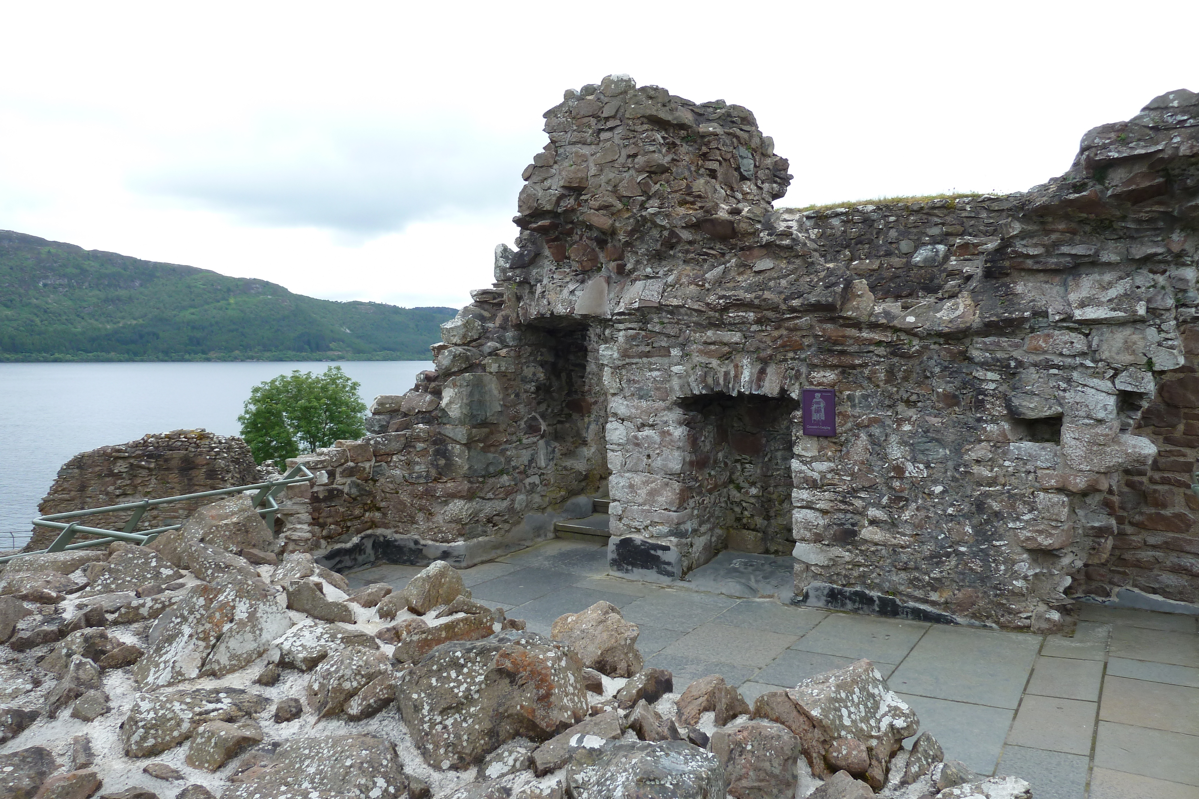 照片 英国(United Kingdom) 苏格兰(Scotland) 厄克特城堡（尼斯湖）(Urquhart Castle (Loch Ness)) 2011-07 41