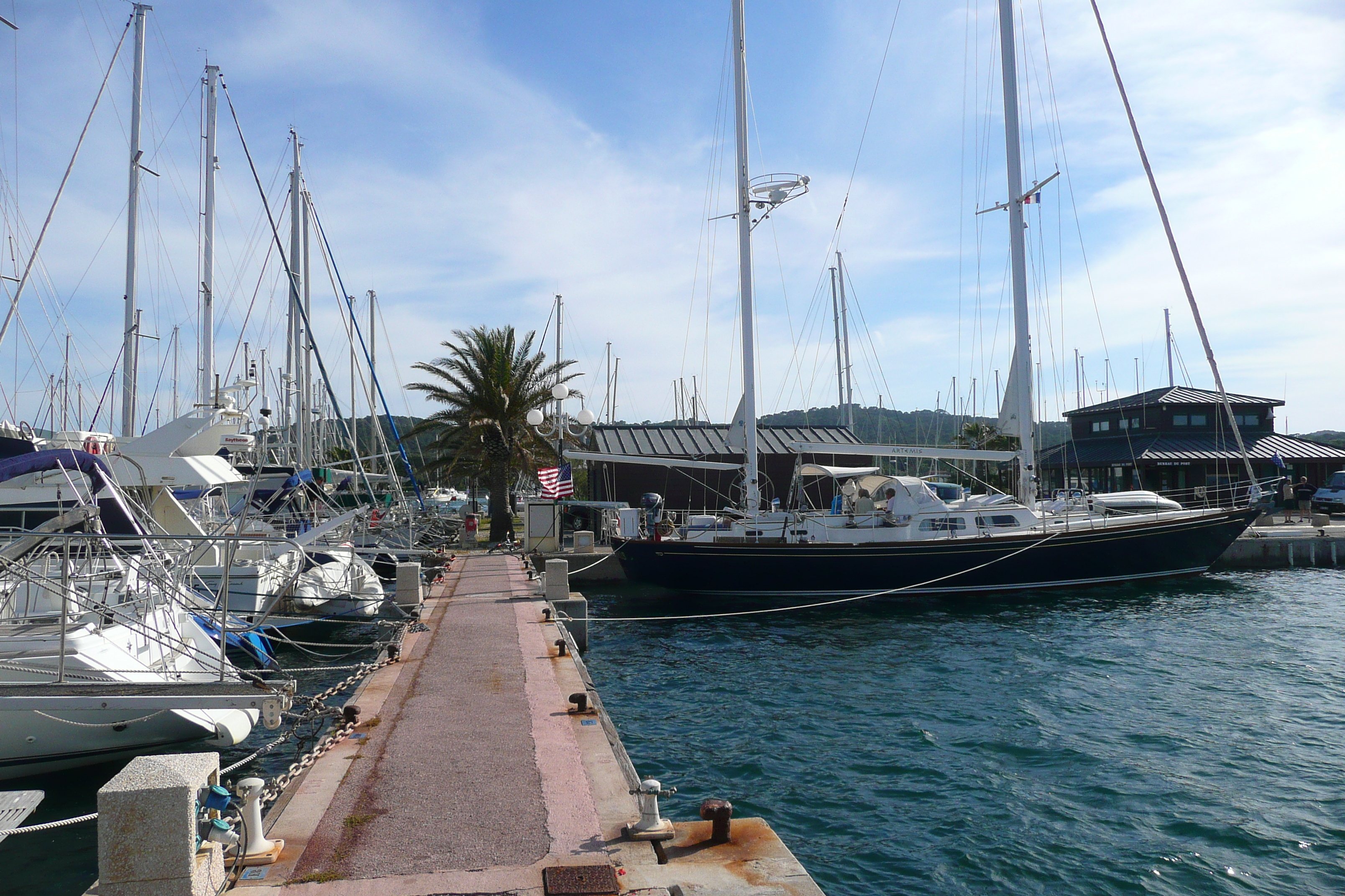 照片 法国(France) 波克罗勒岛(Porquerolles Island) 波克罗勒港(Porquerolles harbour) 2008-05 34