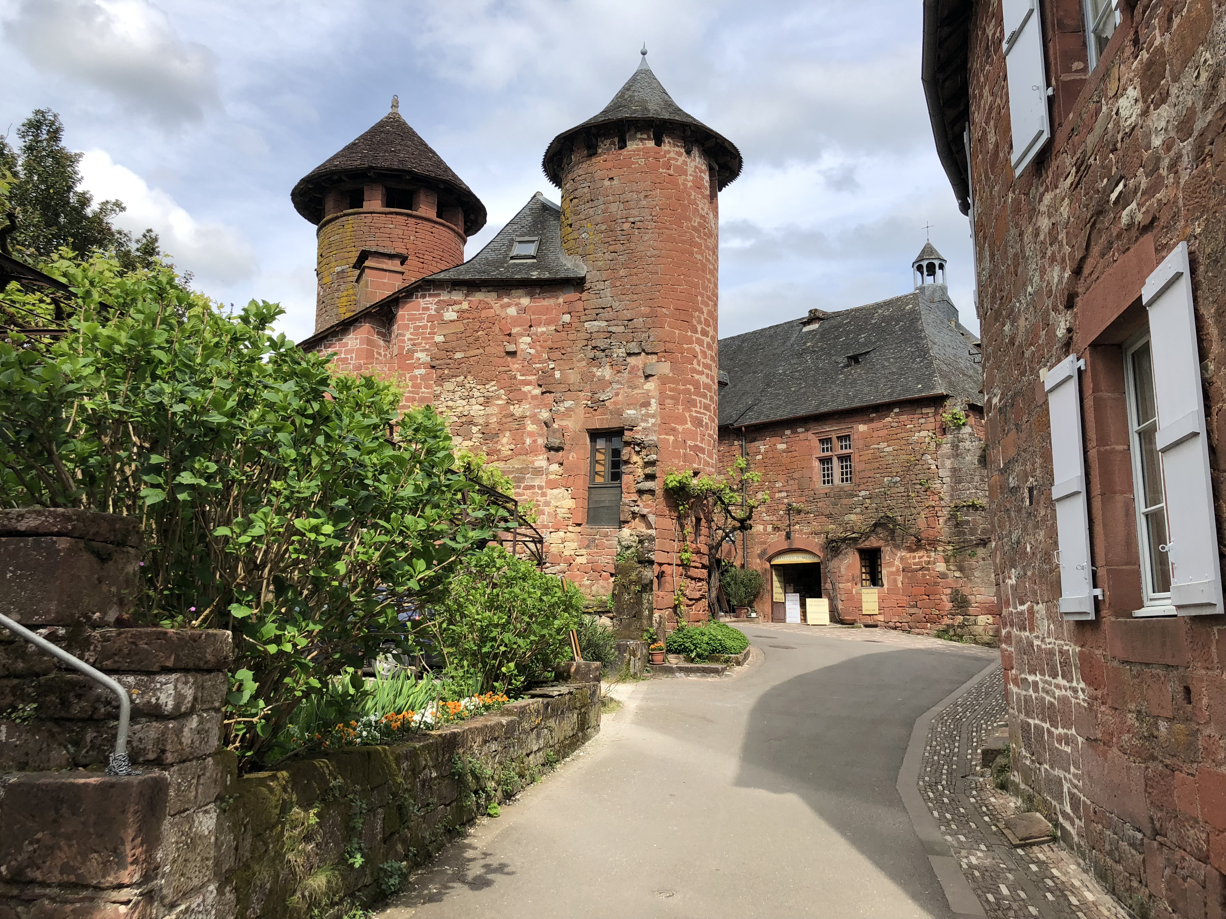 照片 法国(France) 科隆日拉鲁日(Collonges la Rouge) 2018-04 2