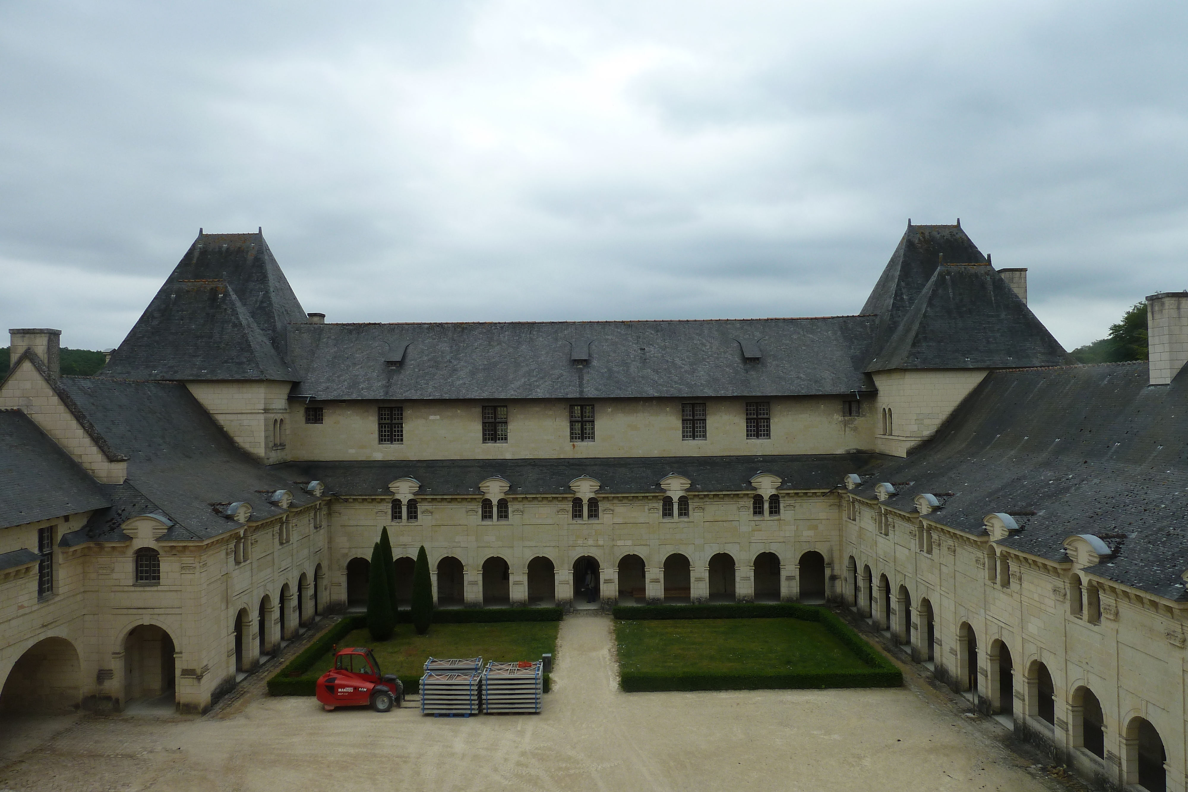 照片 法国(France) 丰特夫罗(Fontevraud) 2011-05 7