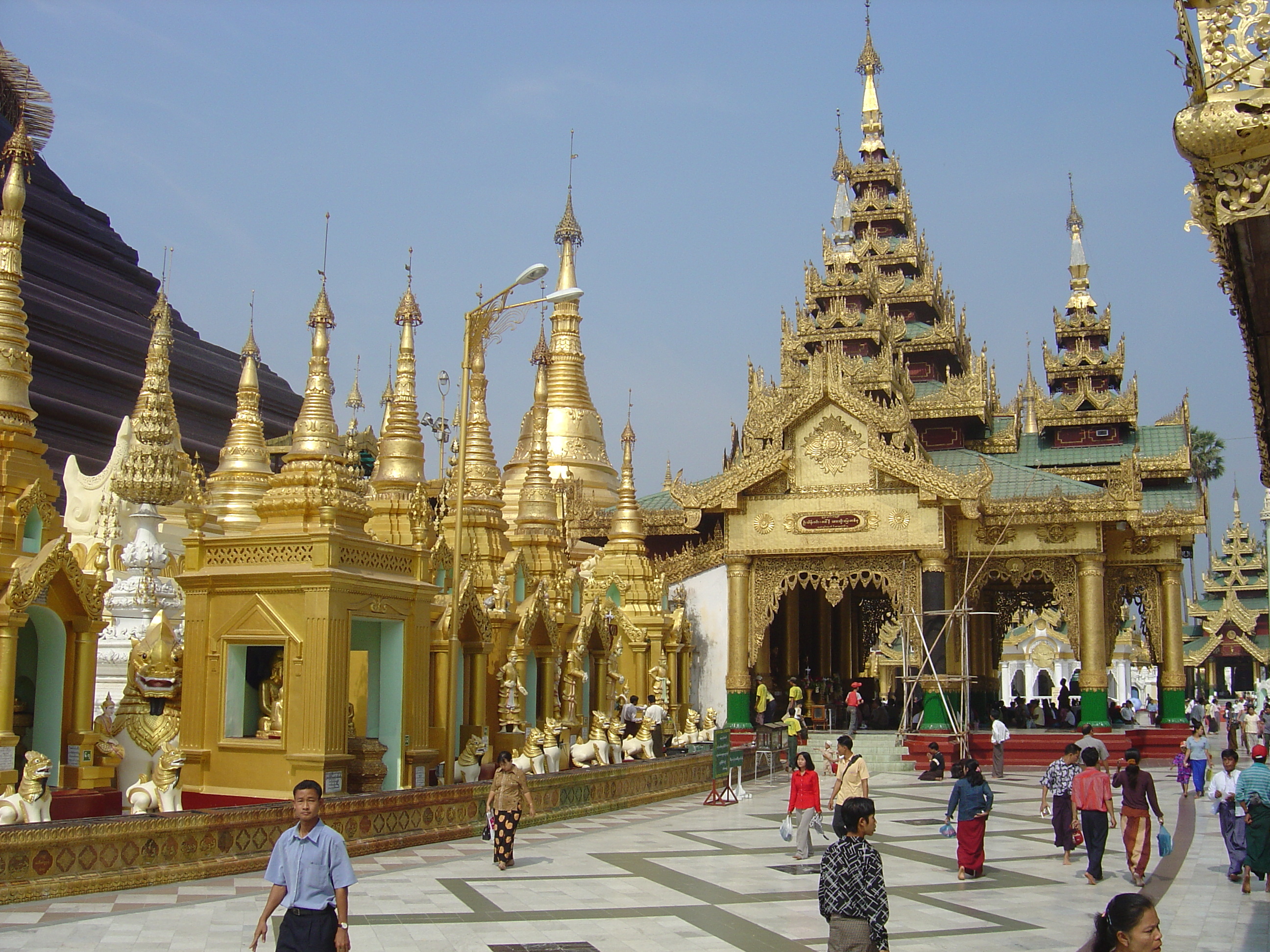 照片 缅甸(Myanmar) 仰光(Yangon) 仰光大金塔(Shwedagon Pagoda) 2005-01 30