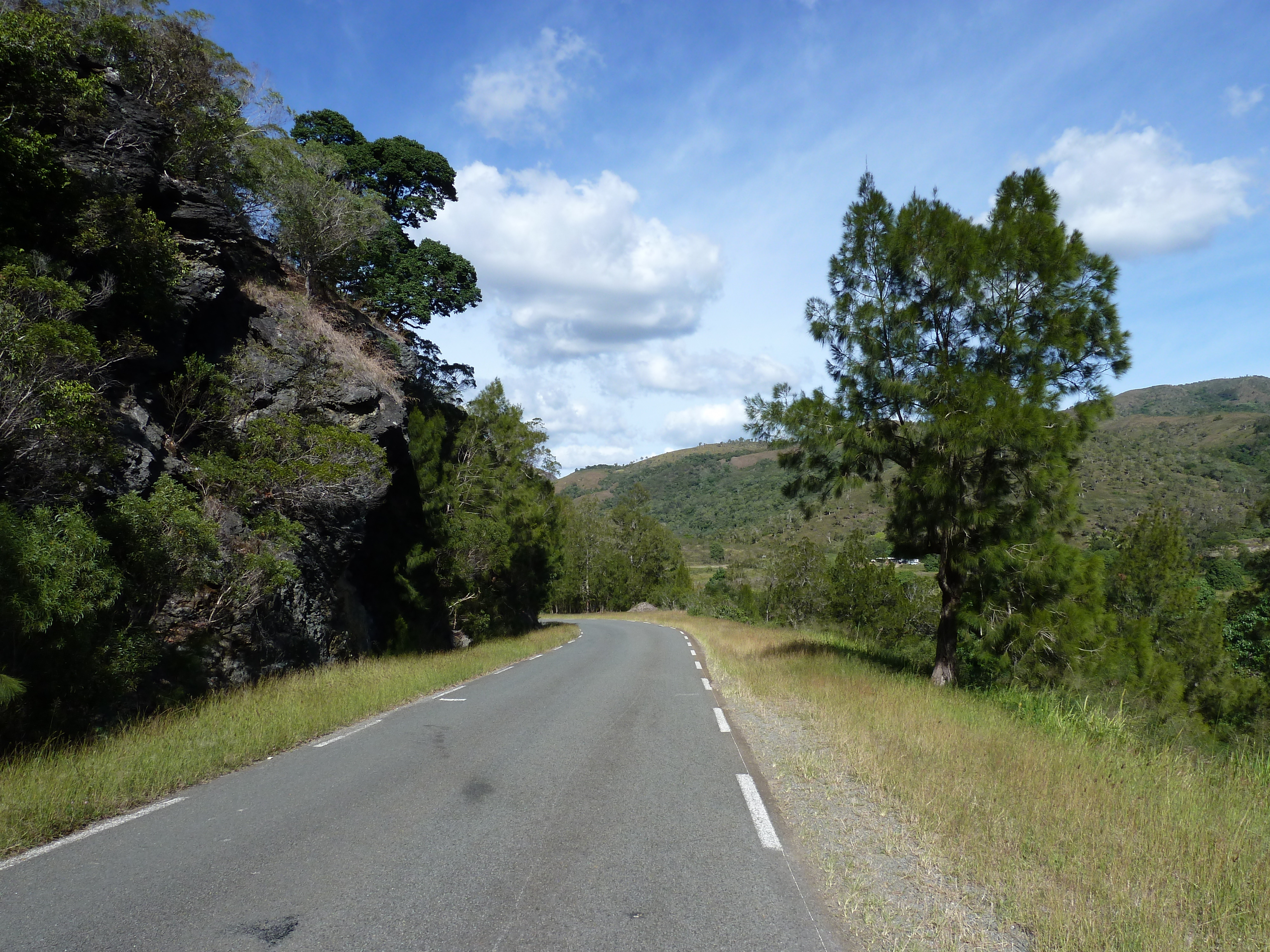 照片 新喀里多尼亚(New Caledonia) 通图塔至蒂奥公路(Tontouta to Thio road) 2010-05 96